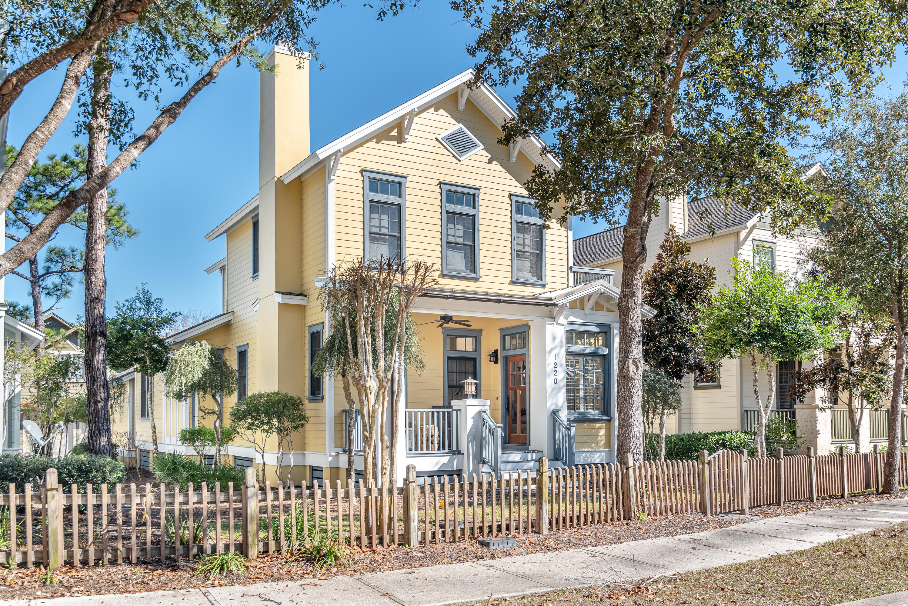 WILD HERON - Residential