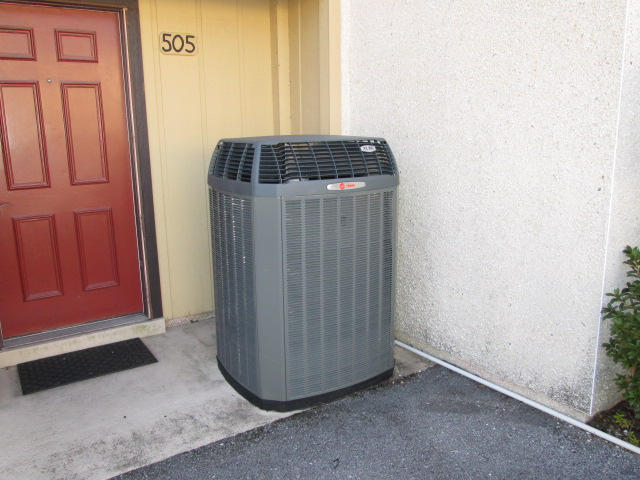 LA MAR WEST T/H PH 2 - Residential