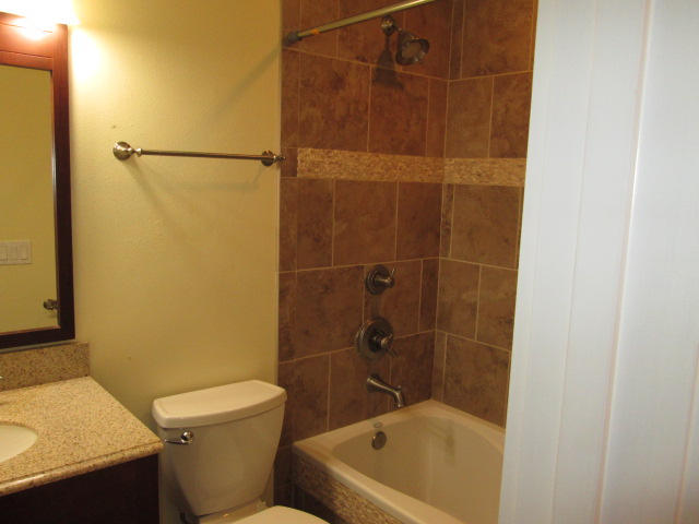 LA MAR WEST T/H PH 2 - Residential