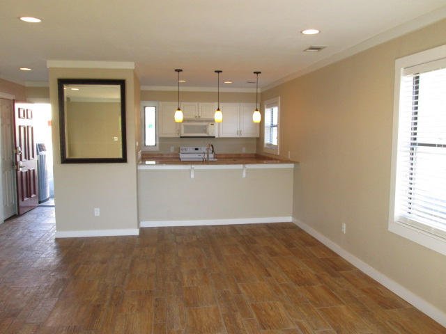 LA MAR WEST T/H PH 2 - Residential