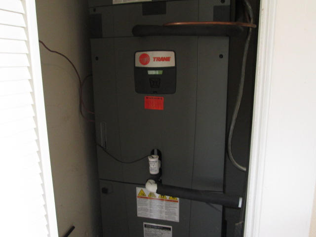 LA MAR WEST T/H PH 2 - Residential