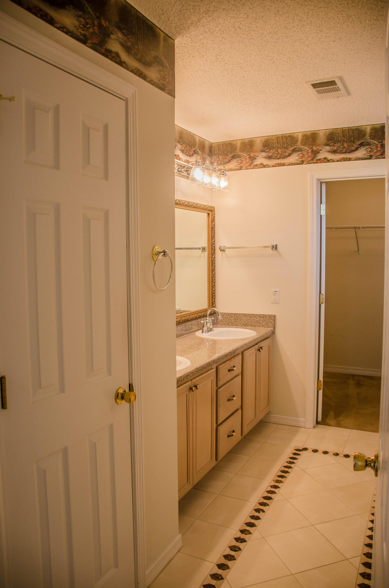 NORTHVIEW ESTATES 5TH ADDN - Residential