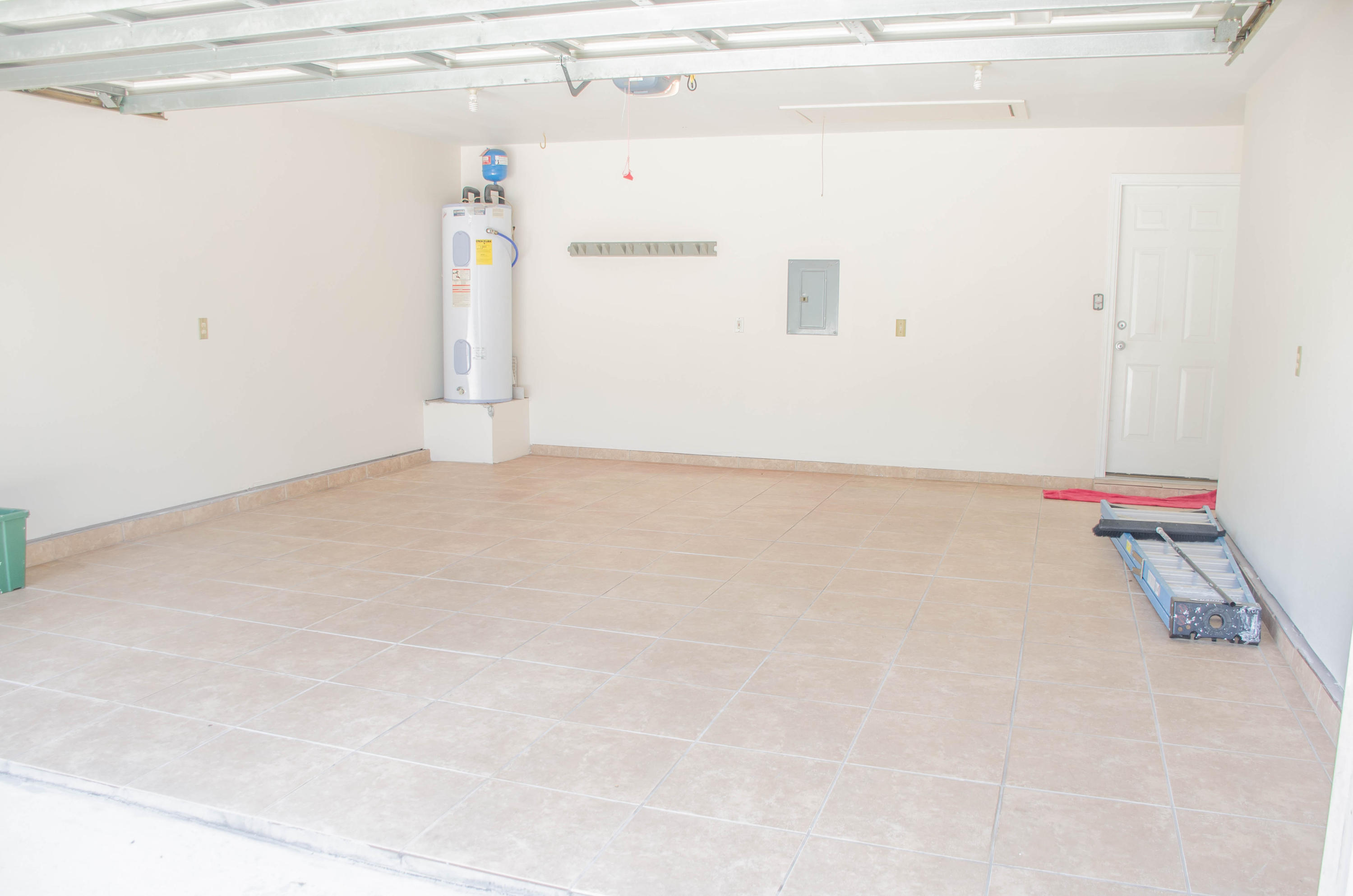 NORTHVIEW ESTATES 5TH ADDN - Residential