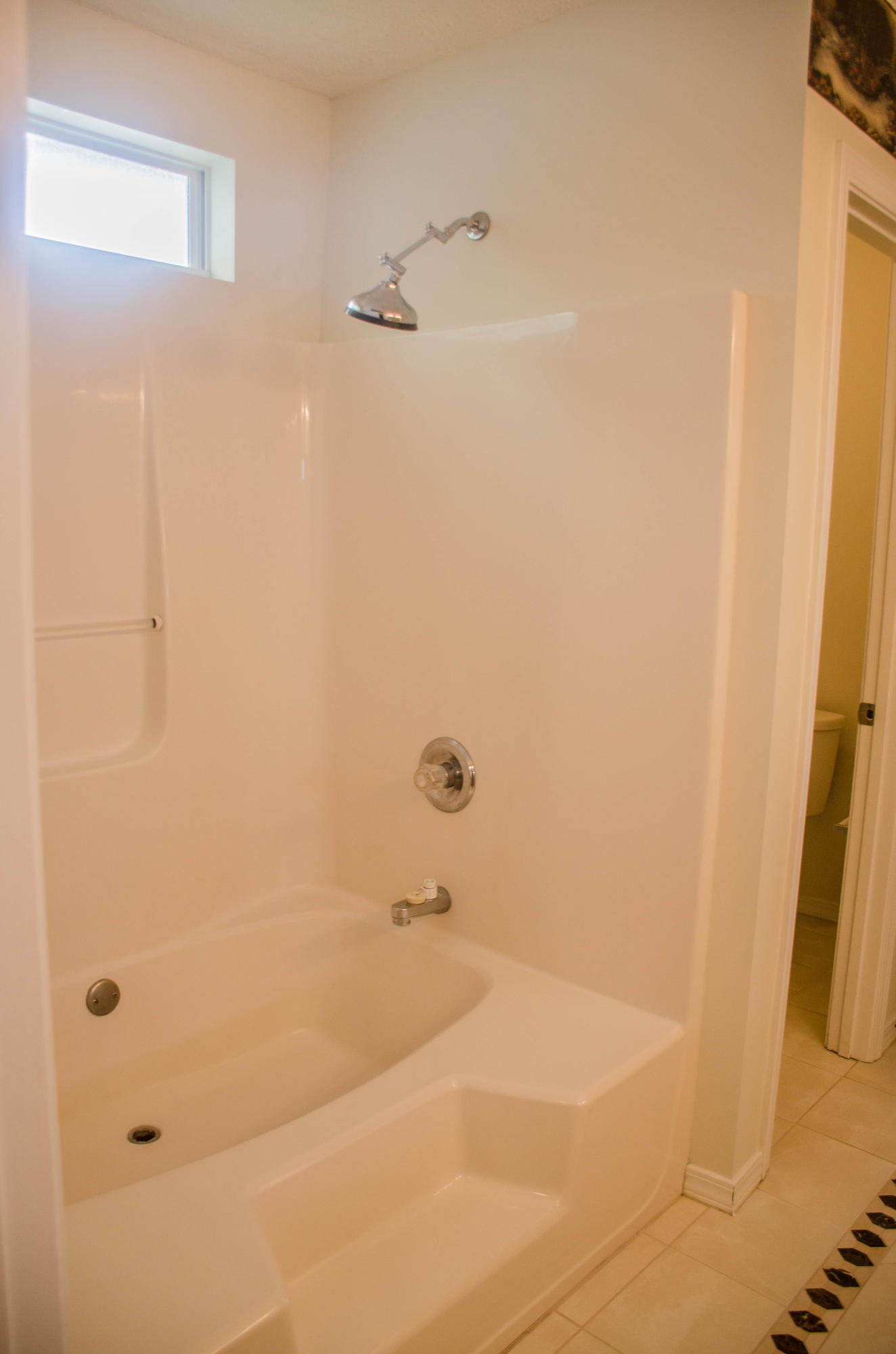 NORTHVIEW ESTATES 5TH ADDN - Residential