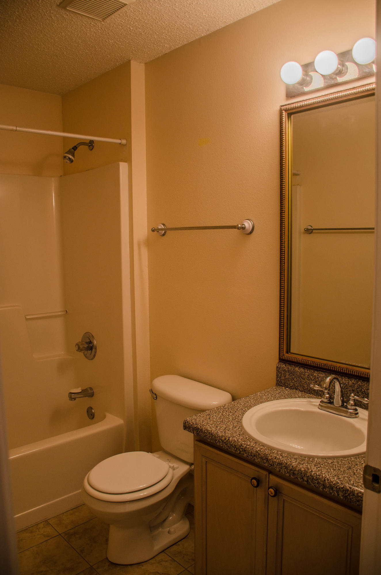 NORTHVIEW ESTATES 5TH ADDN - Residential