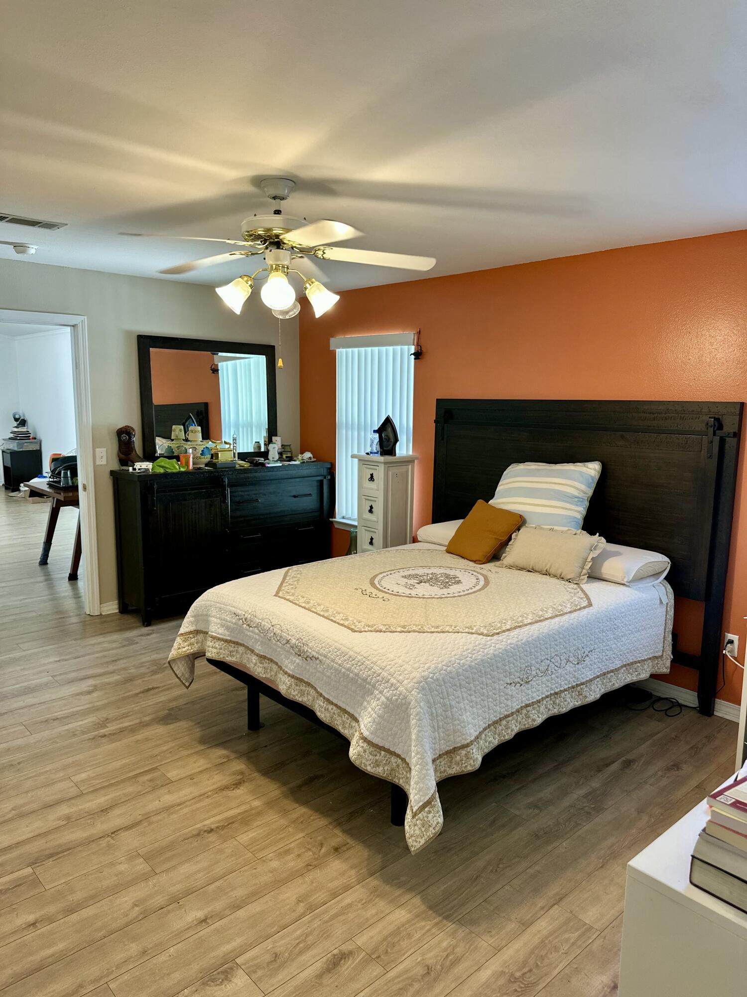 COUNTRYVIEW ESTATES 7TH ADDN - Residential