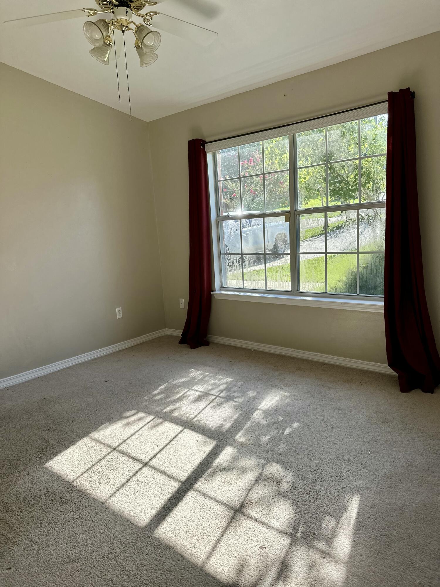 COUNTRYVIEW ESTATES 7TH ADDN - Residential