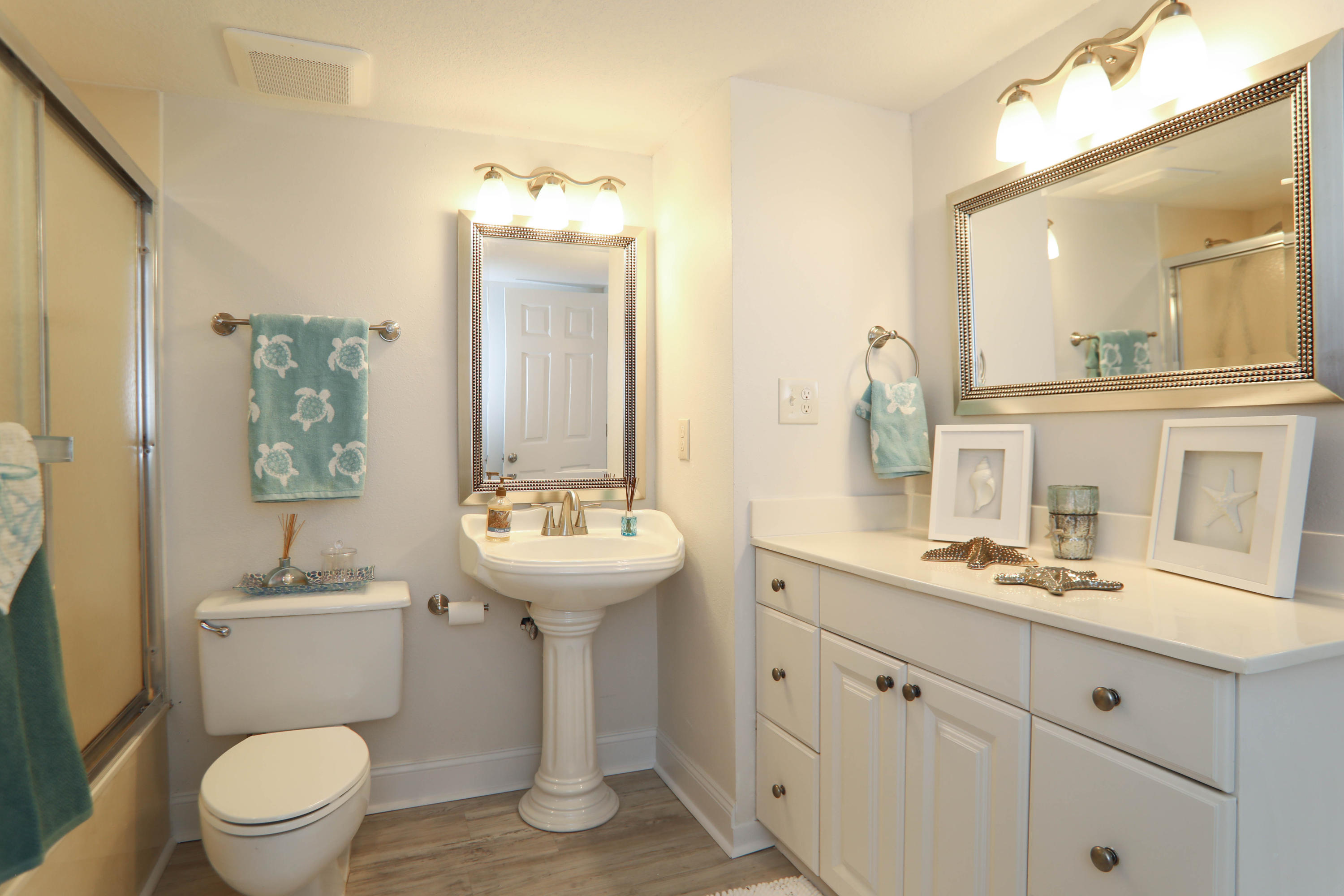 SHORELINE TOWERS 2 - Residential