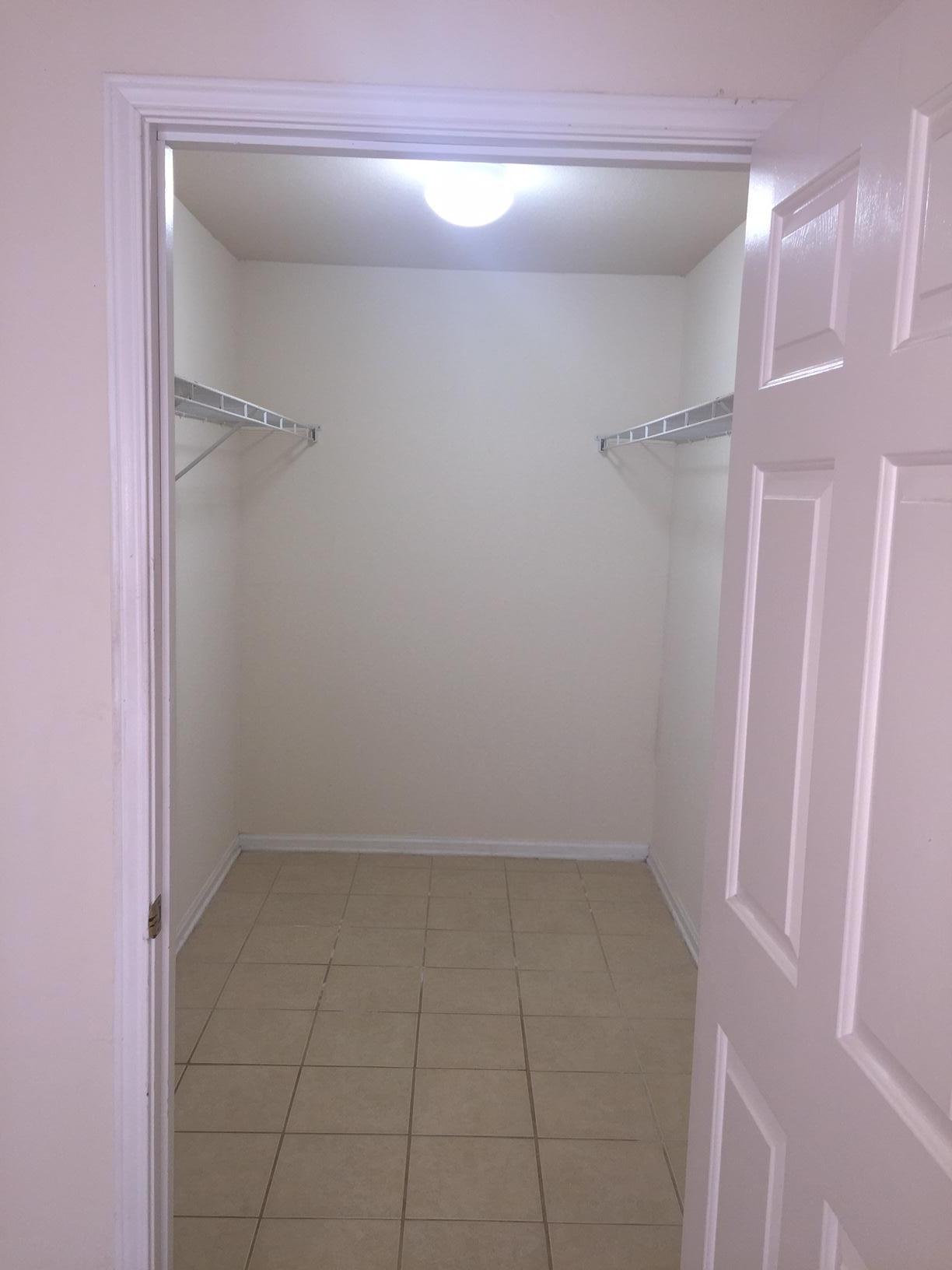 INDIAN LAKE - Residential