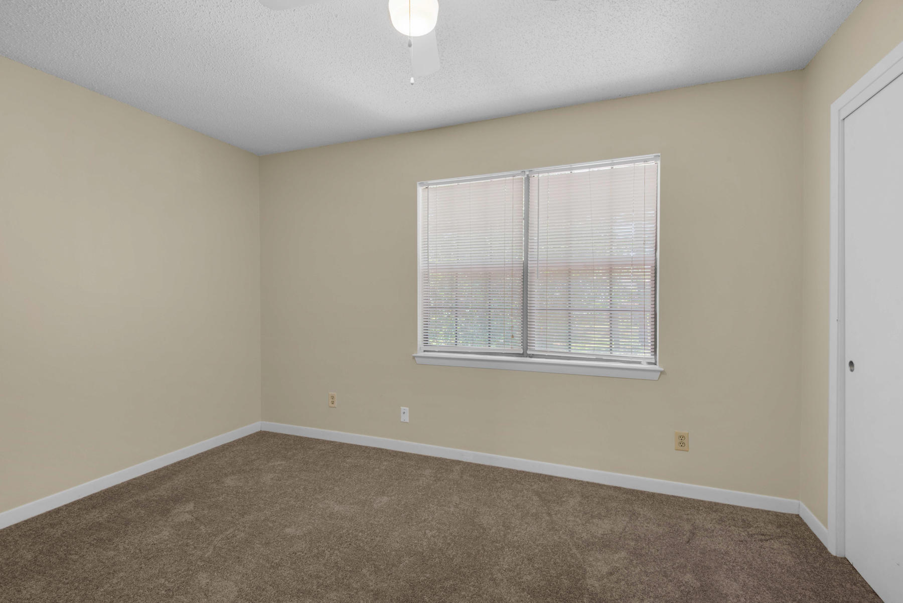 HOWARD GILL S/D - Residential