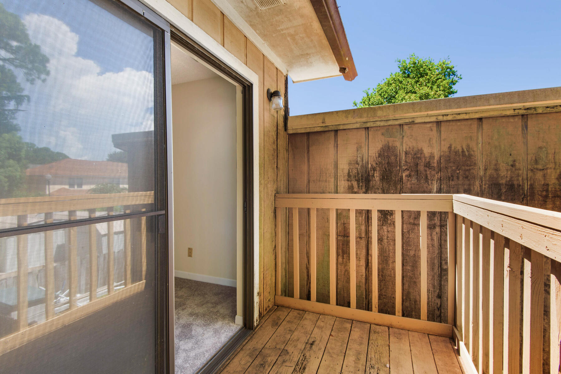 HOWARD GILL S/D - Residential