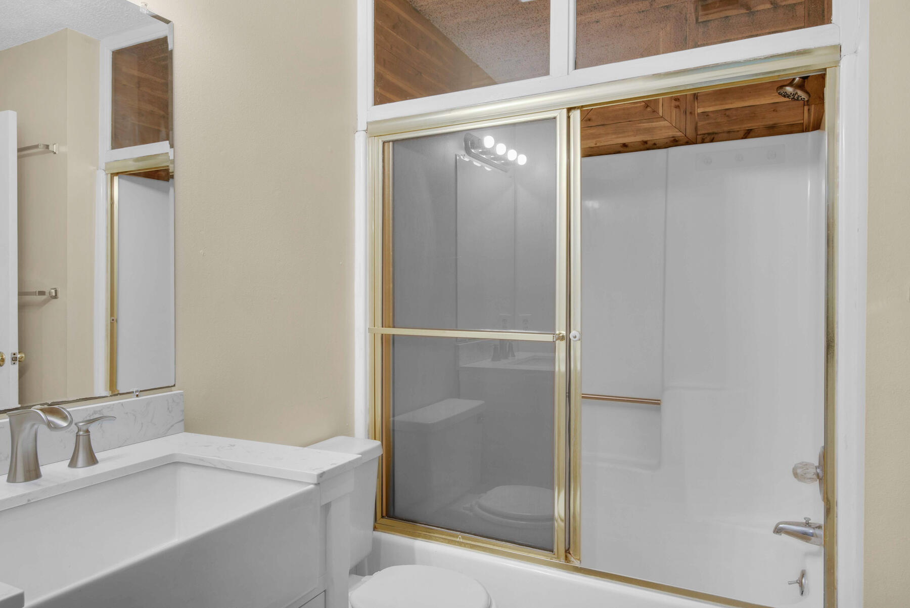 HOWARD GILL S/D - Residential