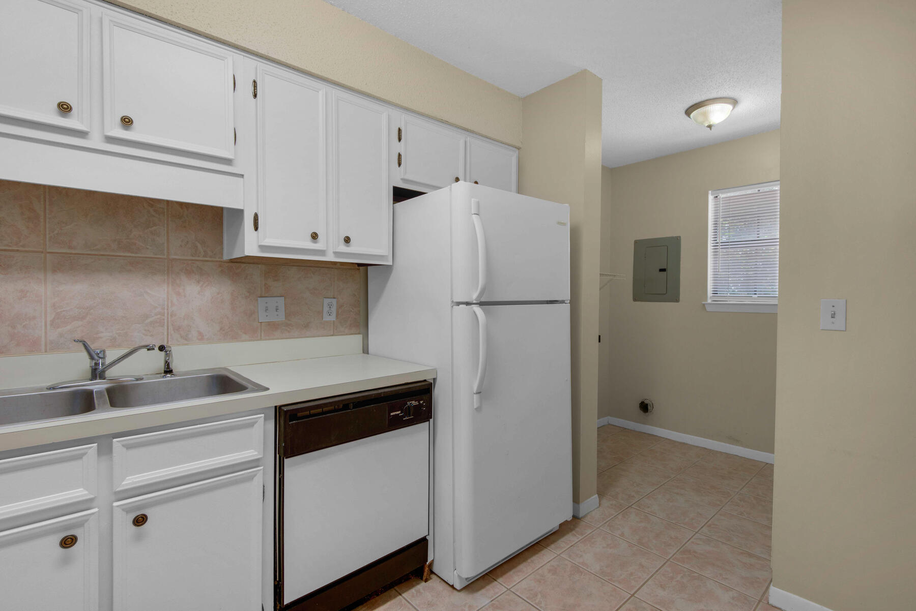 HOWARD GILL S/D - Residential