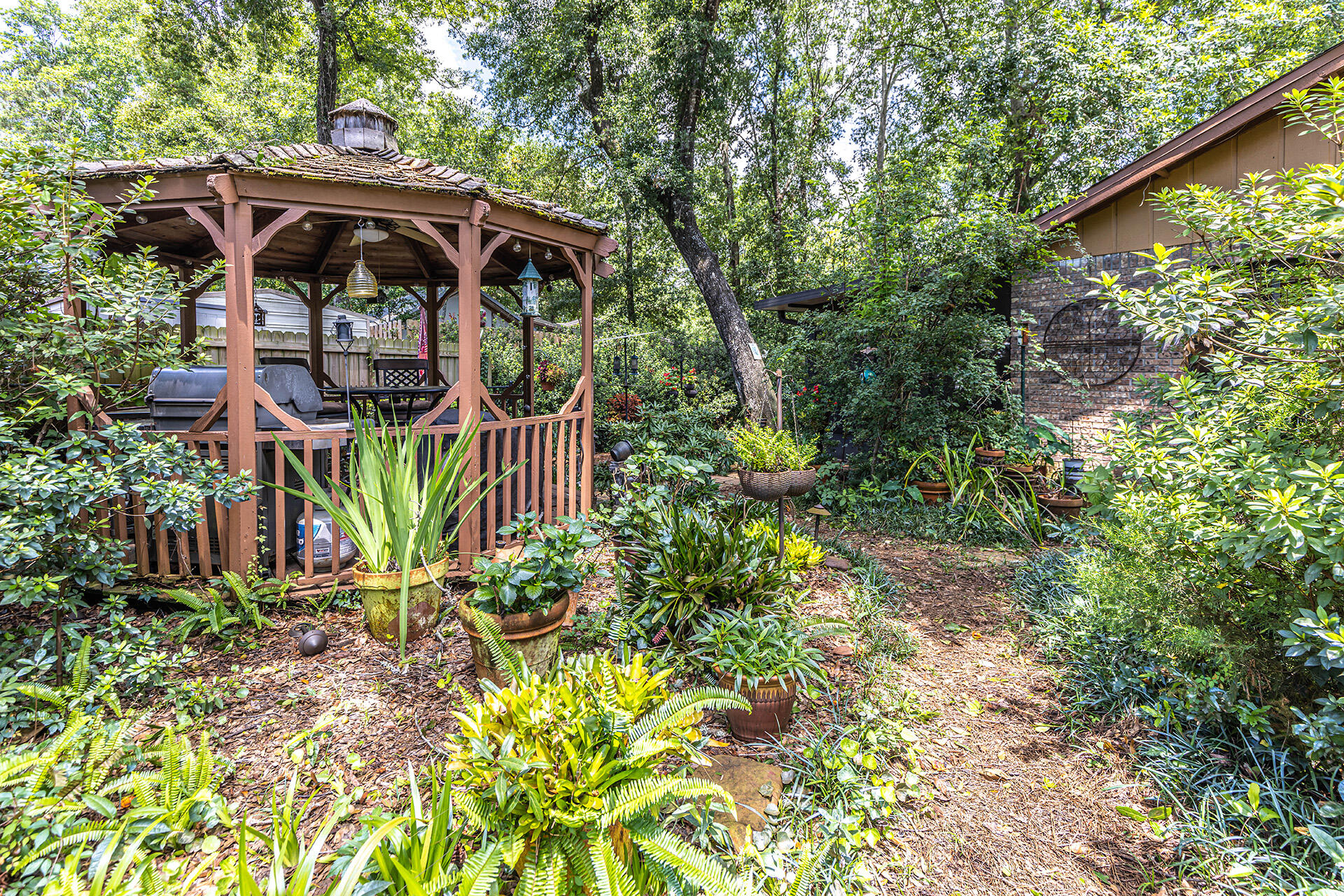 MAGNOLIA SHORES S/D - Residential