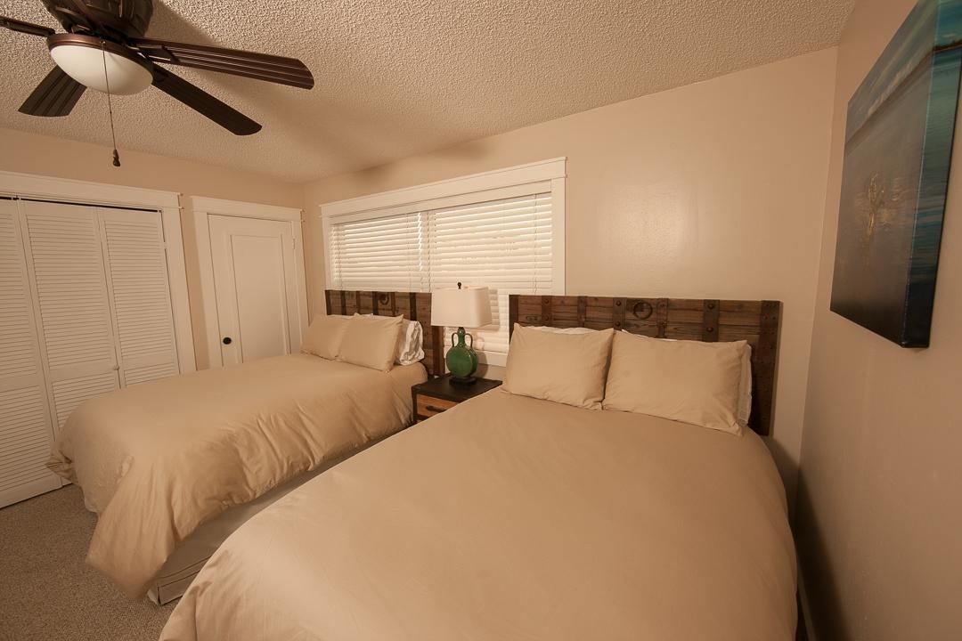 BLUE MOUNTAIN BEACH - Residential