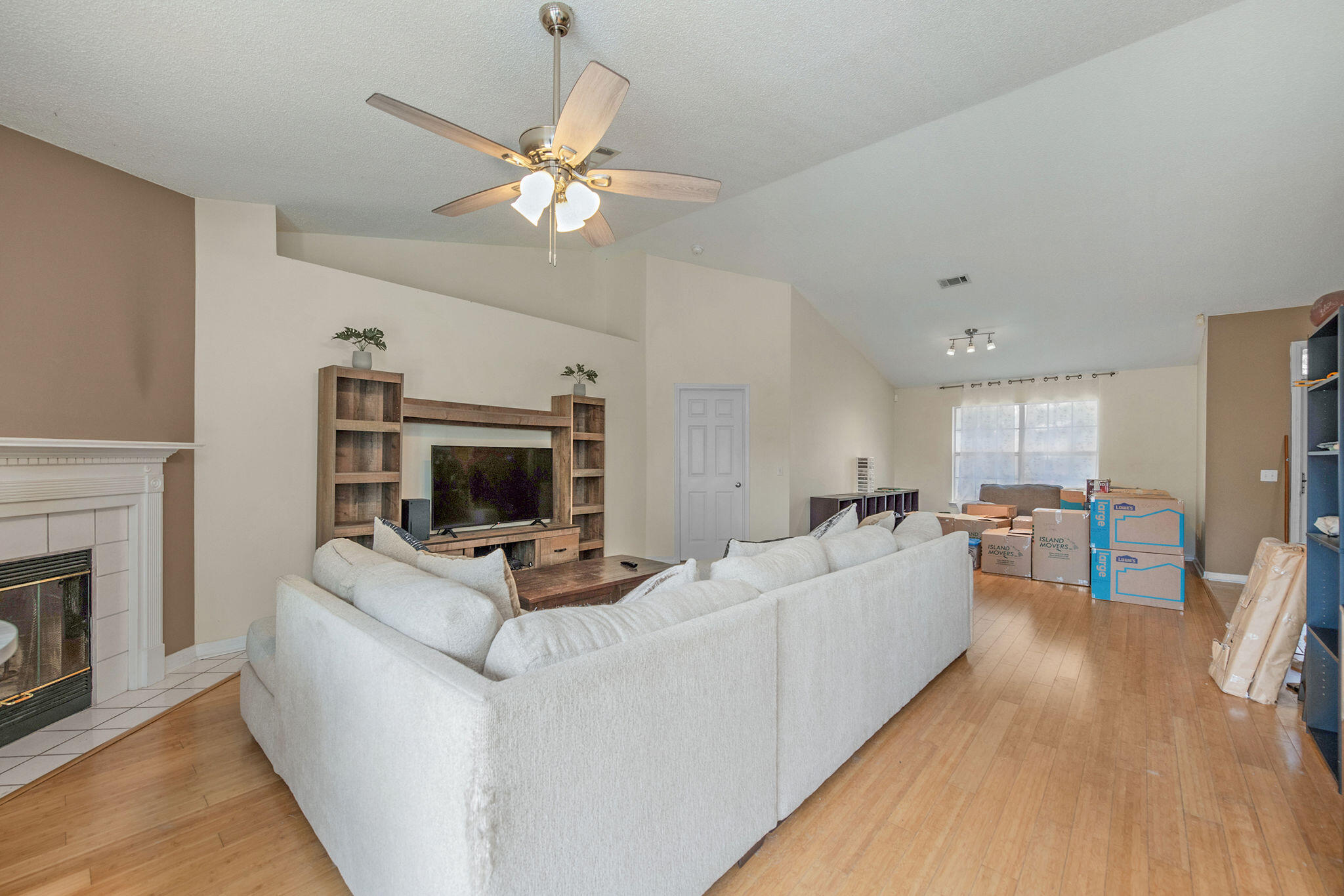 MARION MANOR - Residential