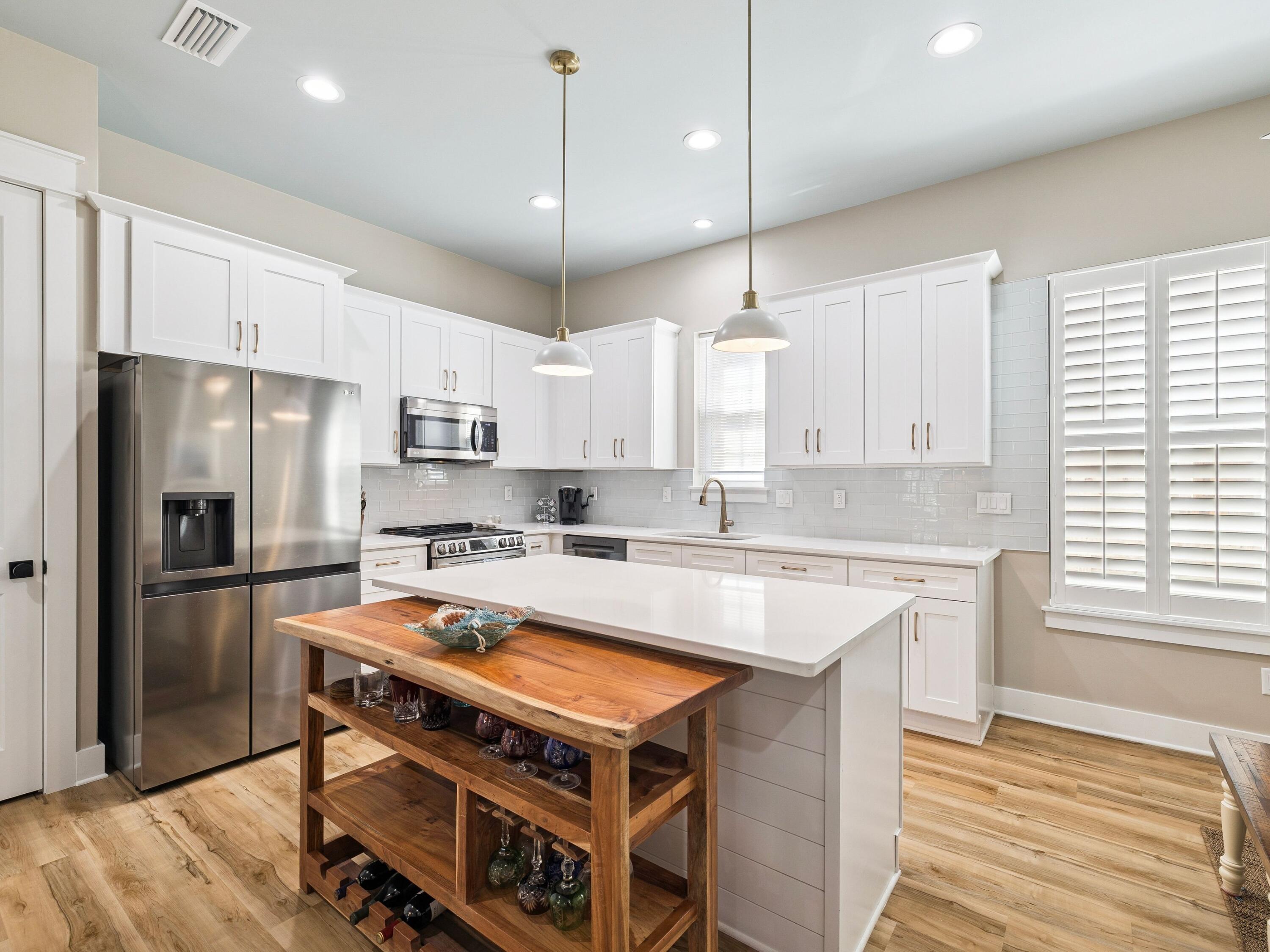 HIDDEN GROVE - Residential