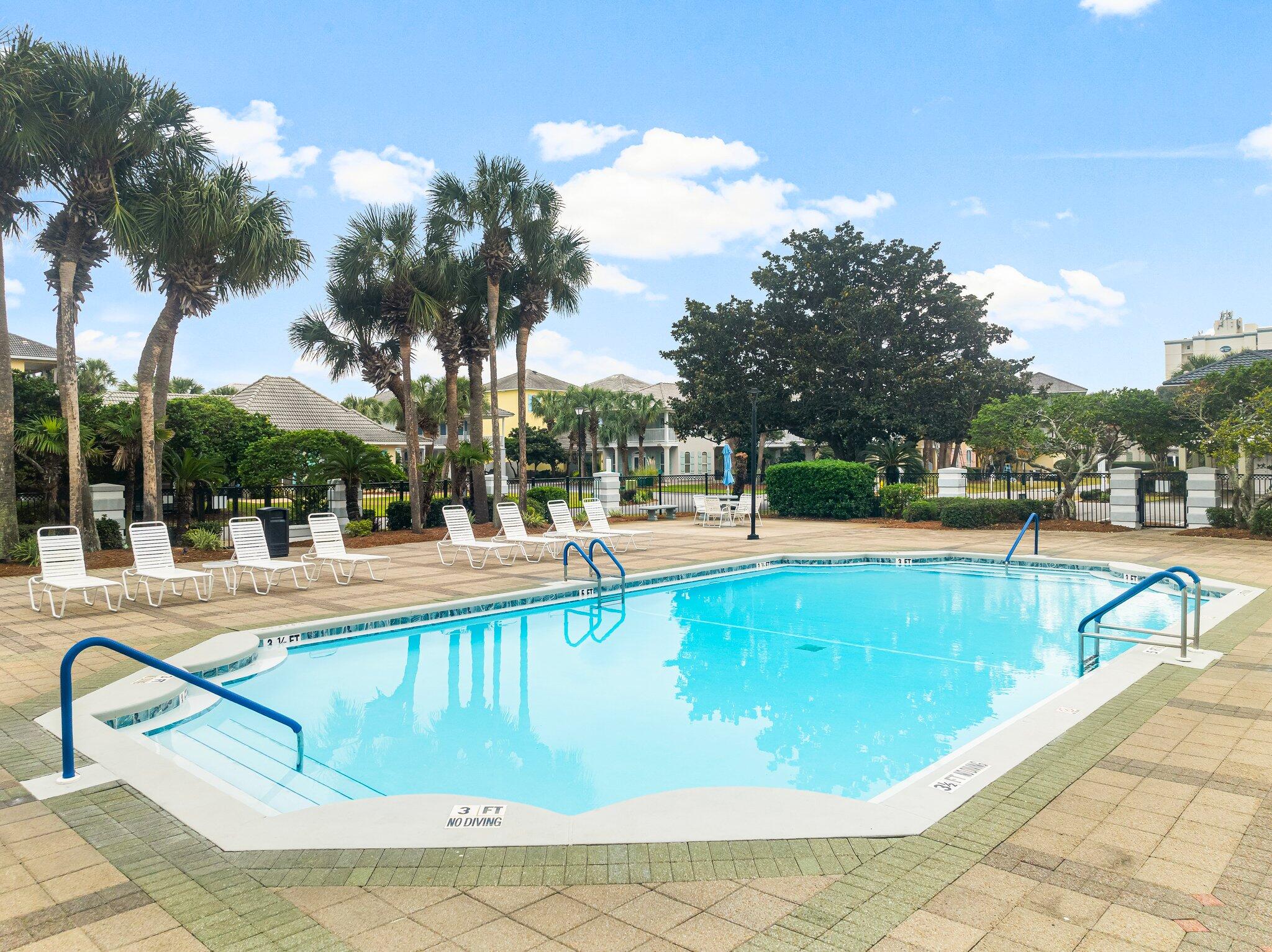 EMERALD SHORES OF SOUTH WALTON - Residential