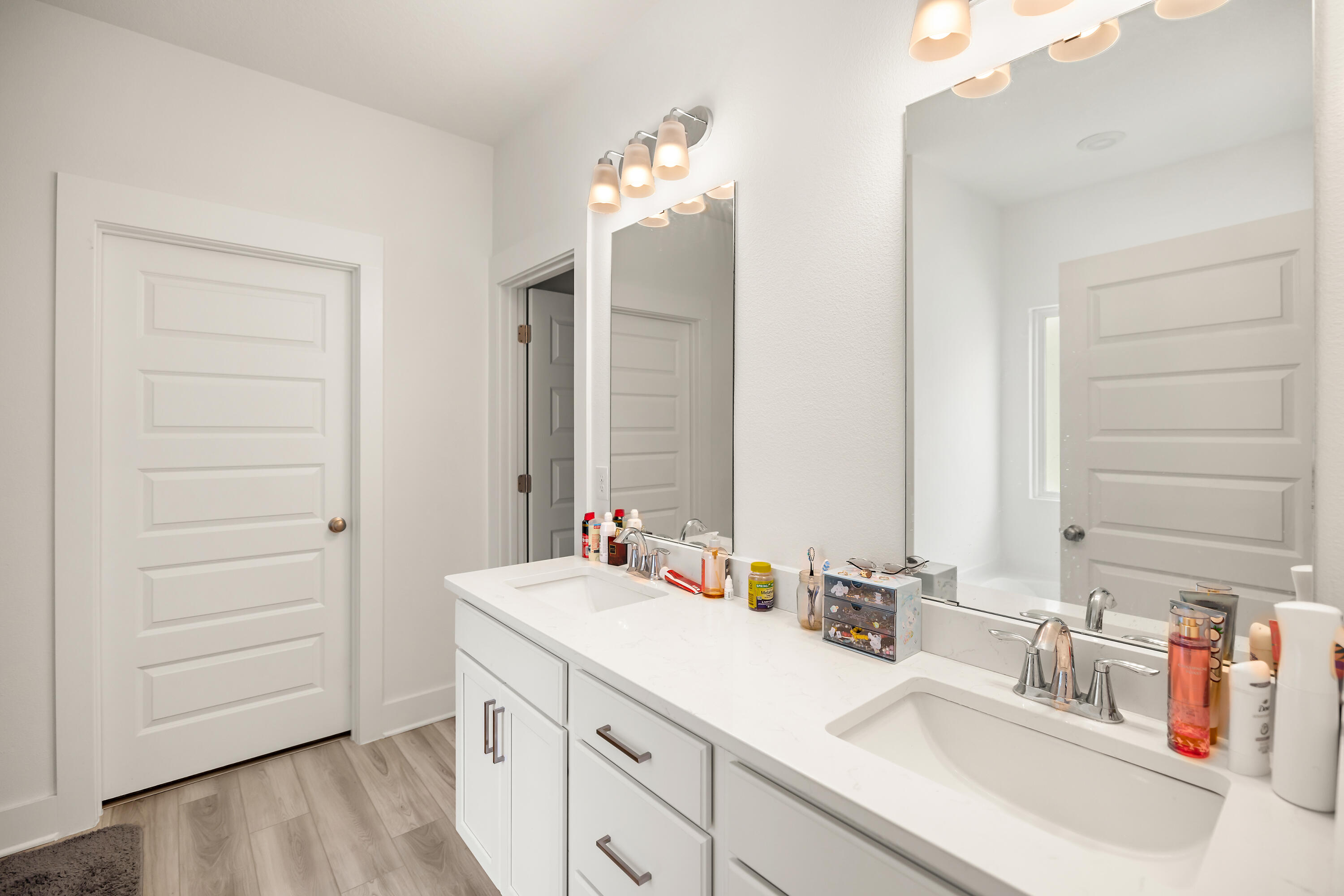 MAGNOLIA CREEK PHASE 1 - Residential Lease