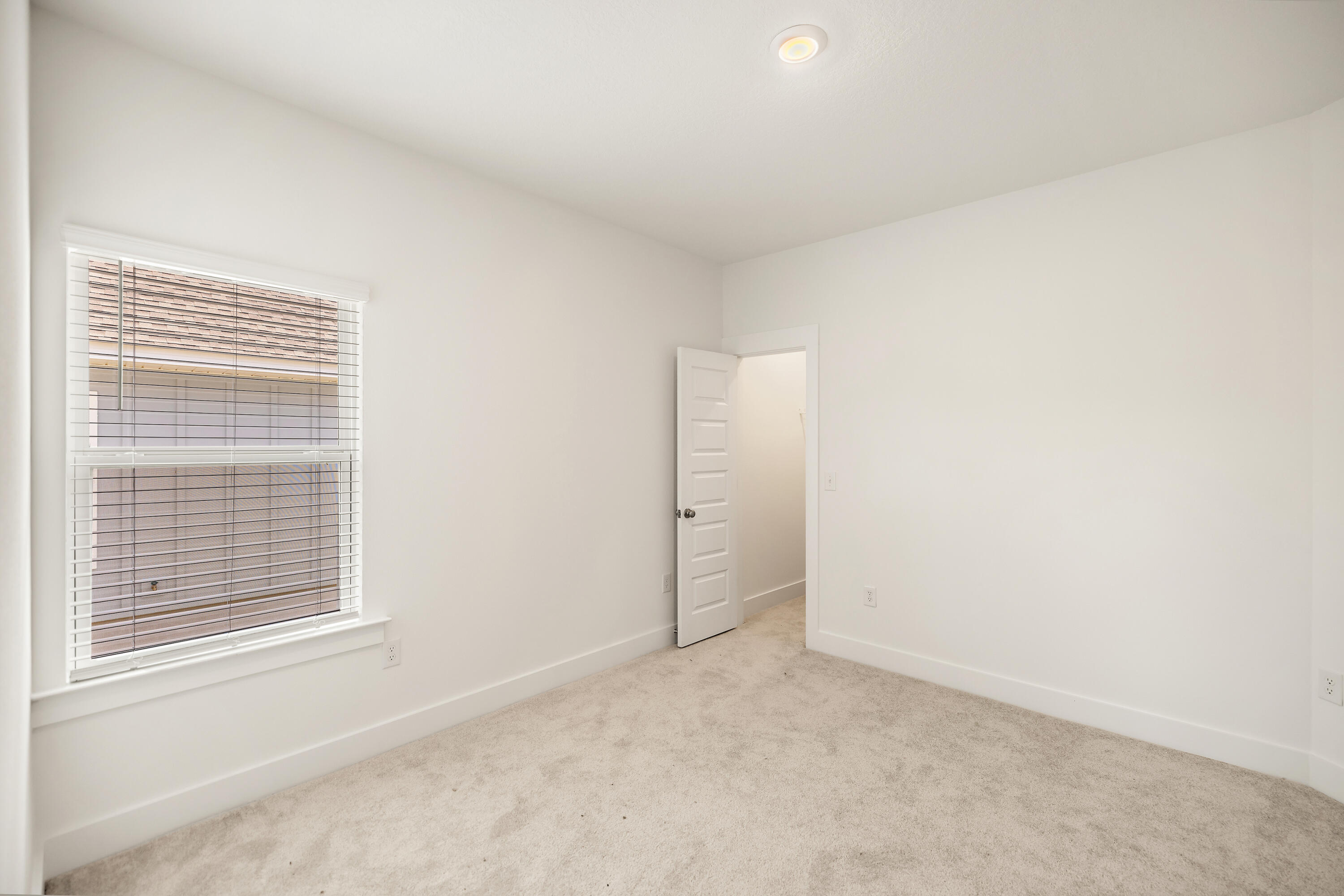 MAGNOLIA CREEK PHASE 1 - Residential Lease