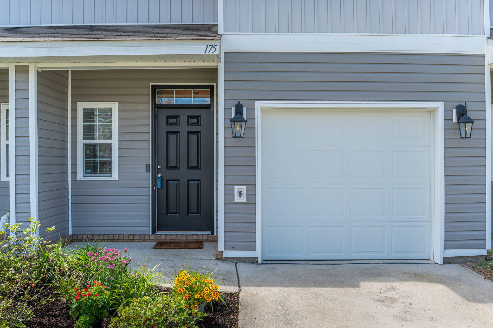 IRON HORSE T/H PH 1 - Residential Lease