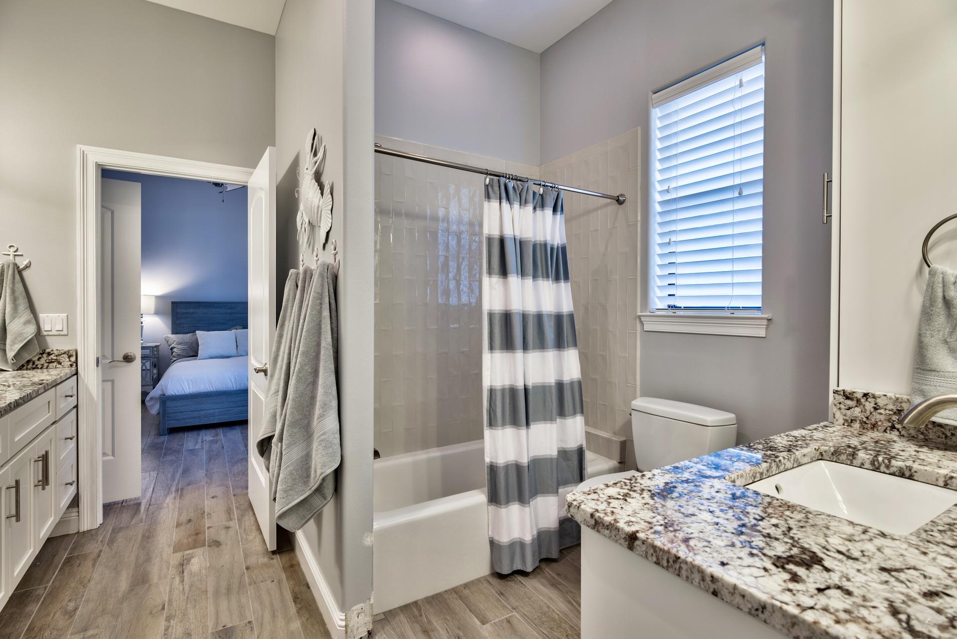 REGATTA BAY PH 1 - Residential