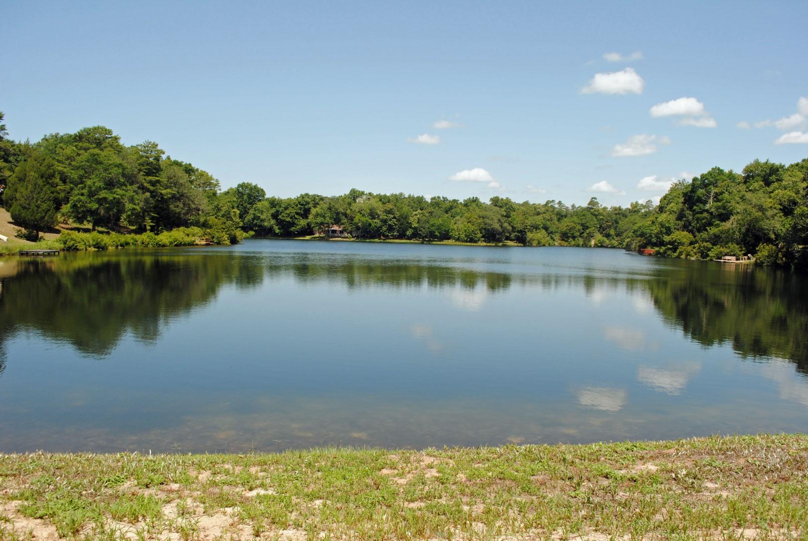 LAKE SHARON ESTATES - Residential