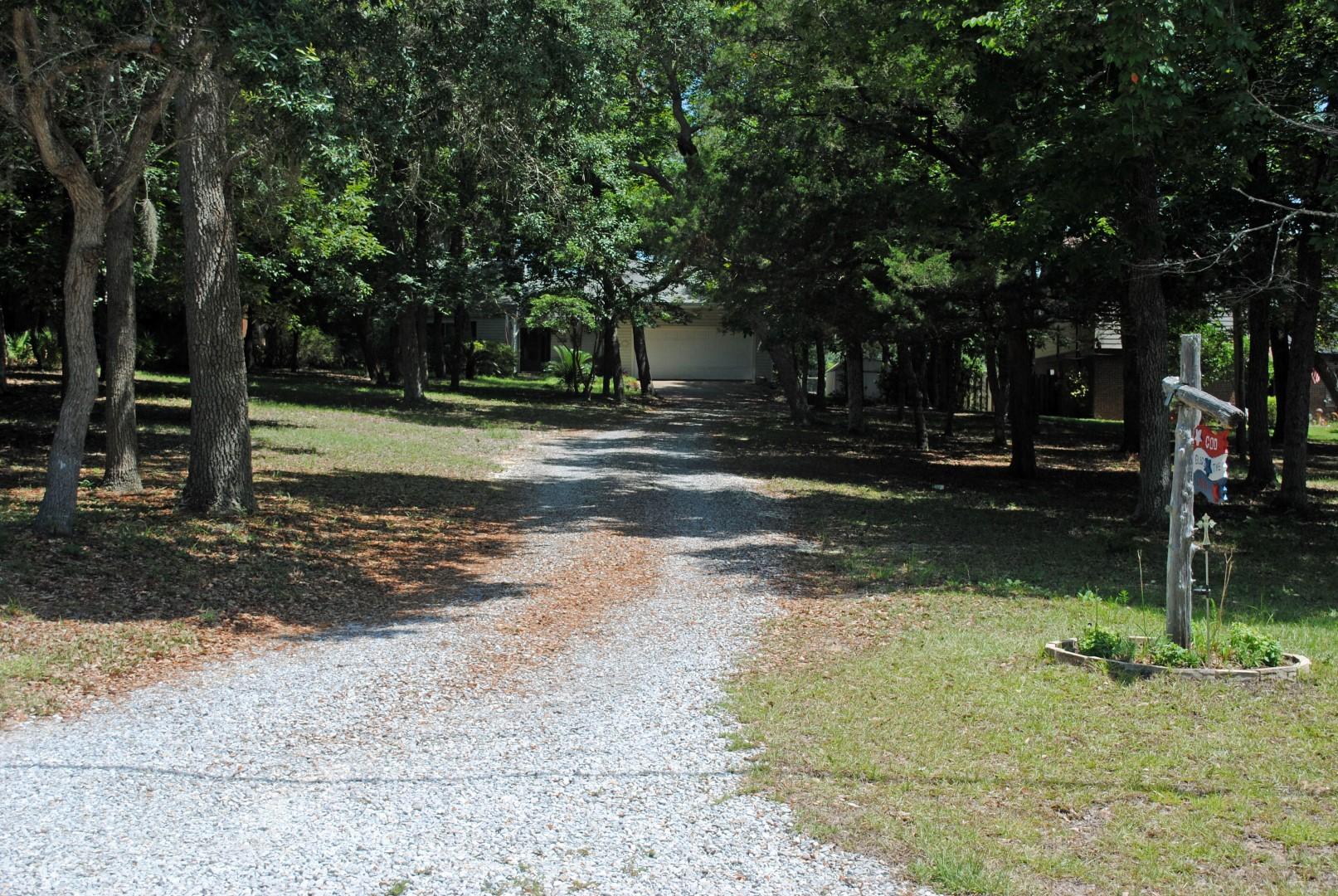 LAKE SHARON ESTATES - Residential