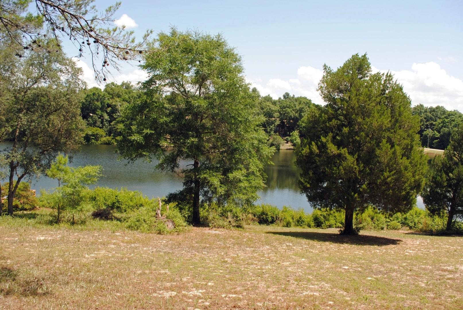 LAKE SHARON ESTATES - Residential