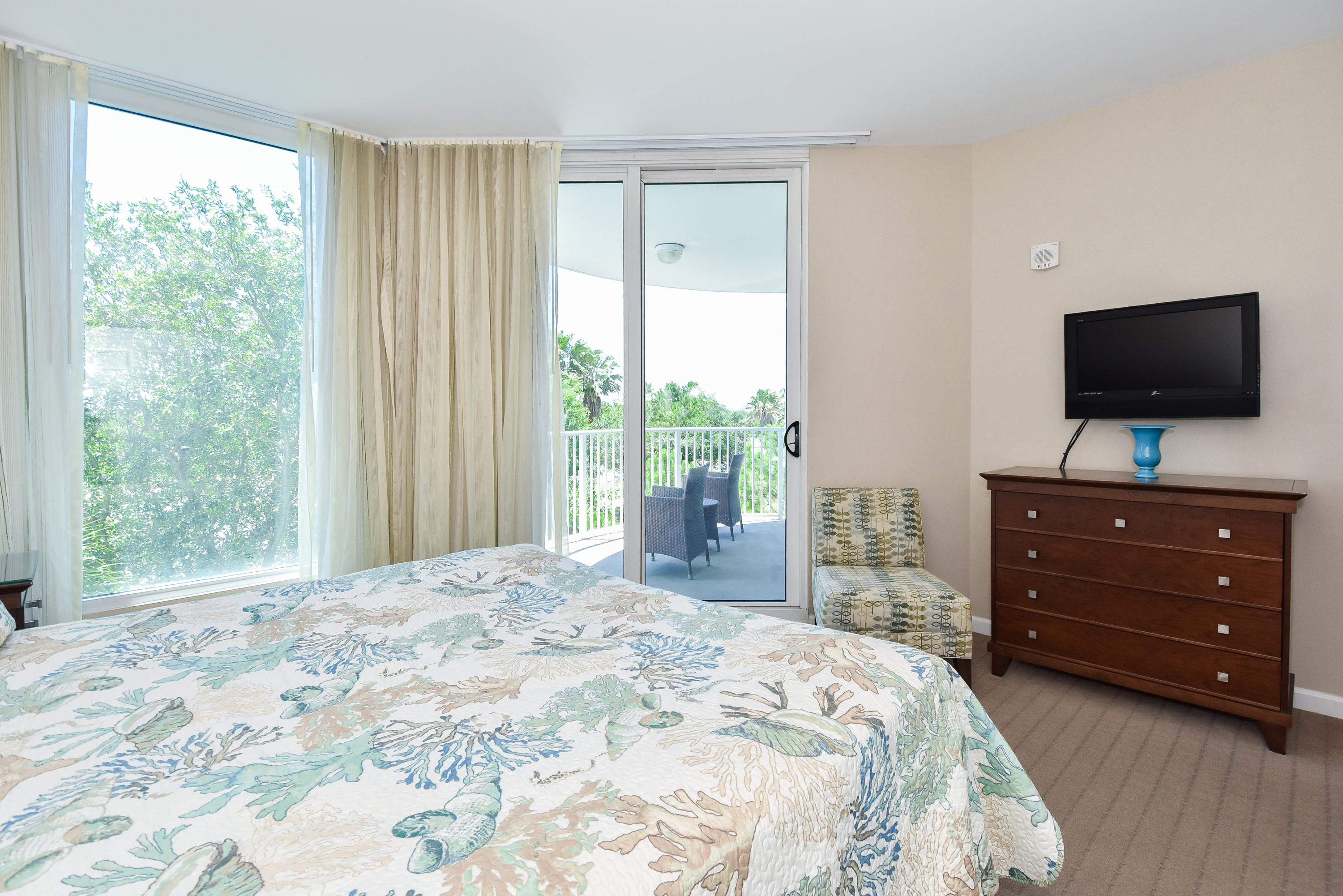 THE PALMS OF DESTIN - Residential