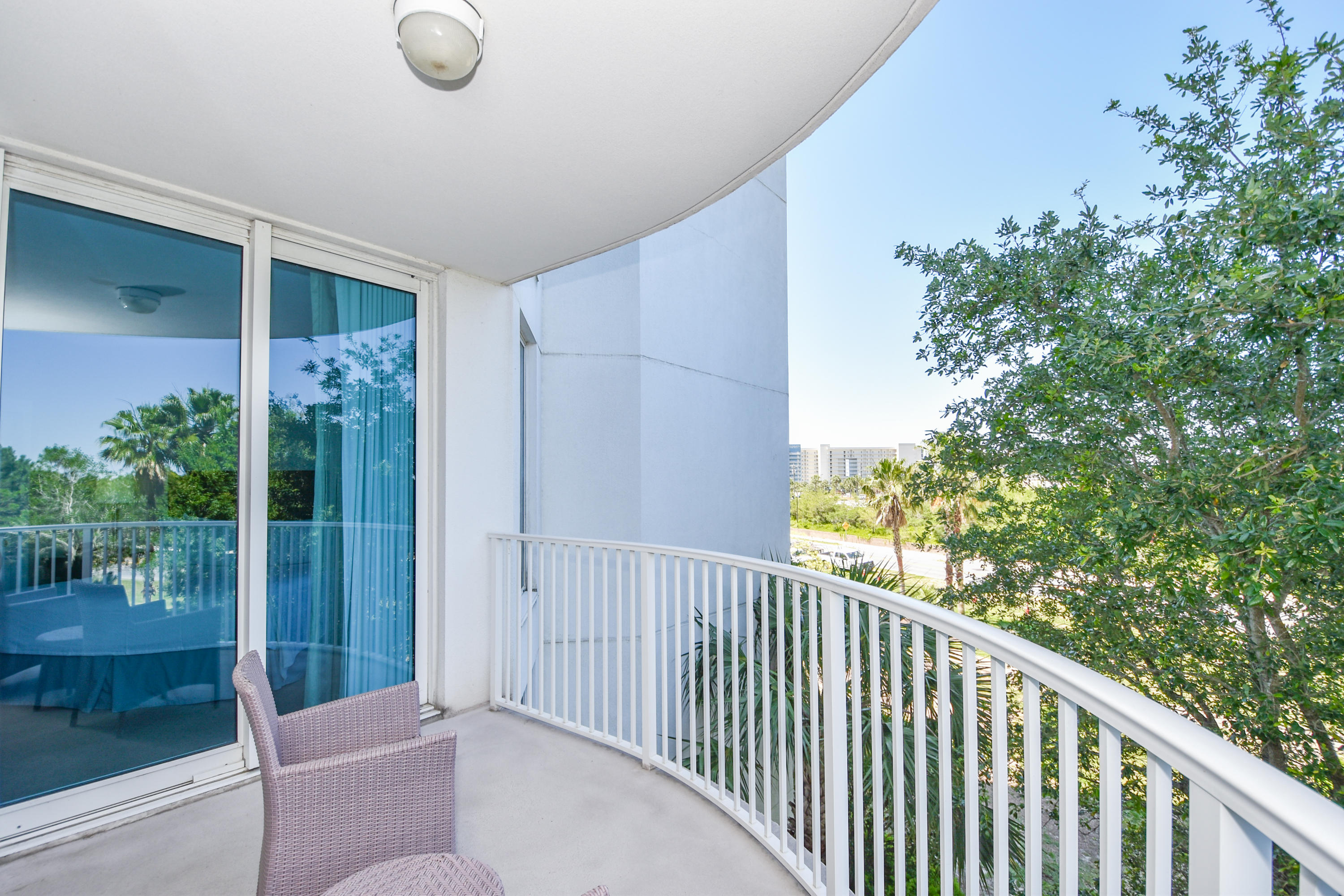 THE PALMS OF DESTIN - Residential