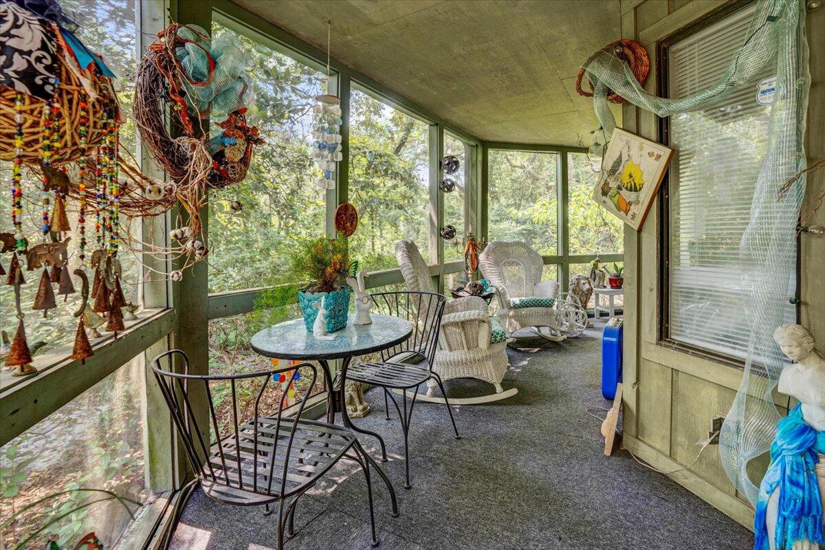 GARDEN OAKS CONDO - Residential