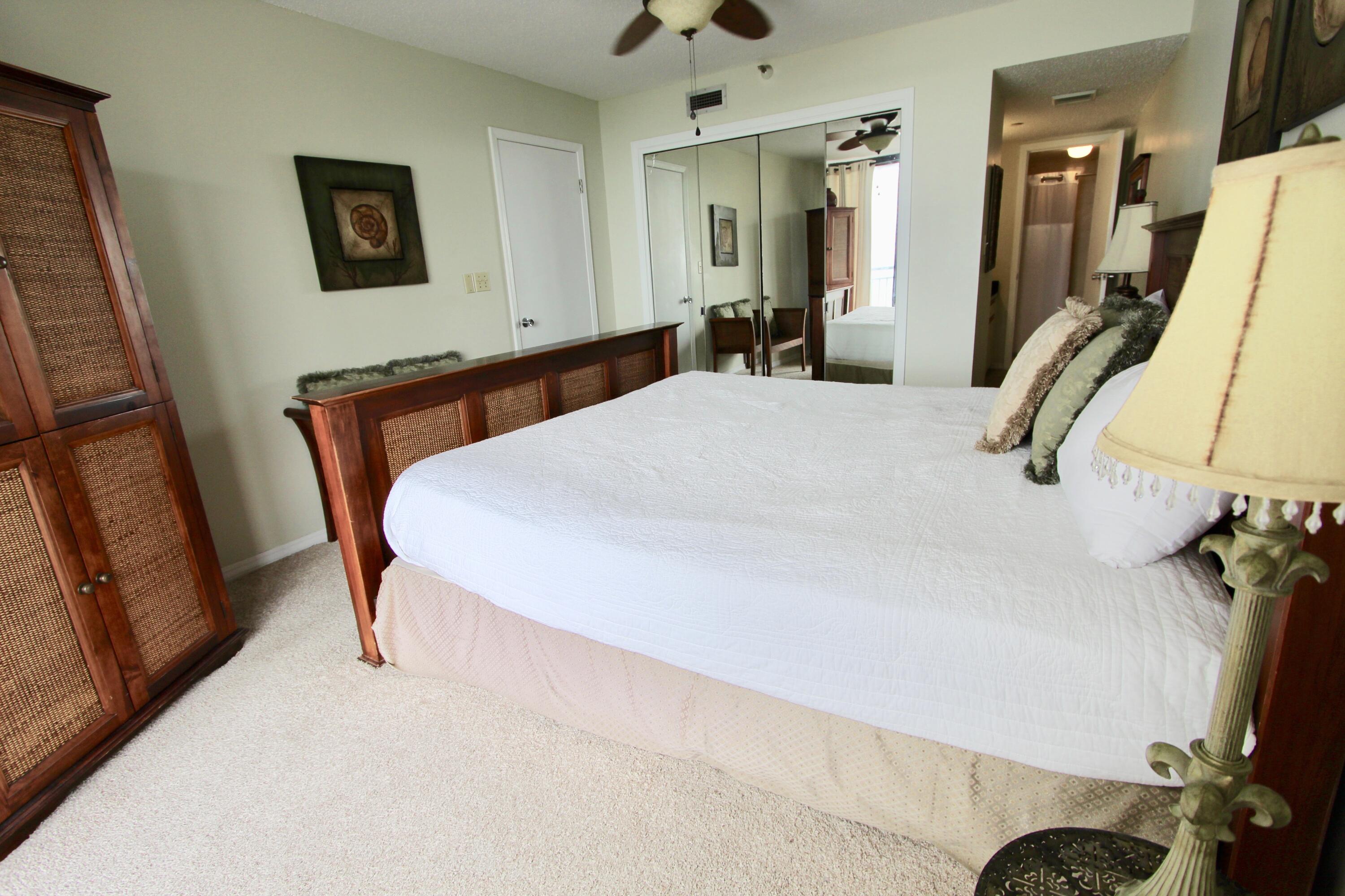 NAUTILUS CONDO - Residential