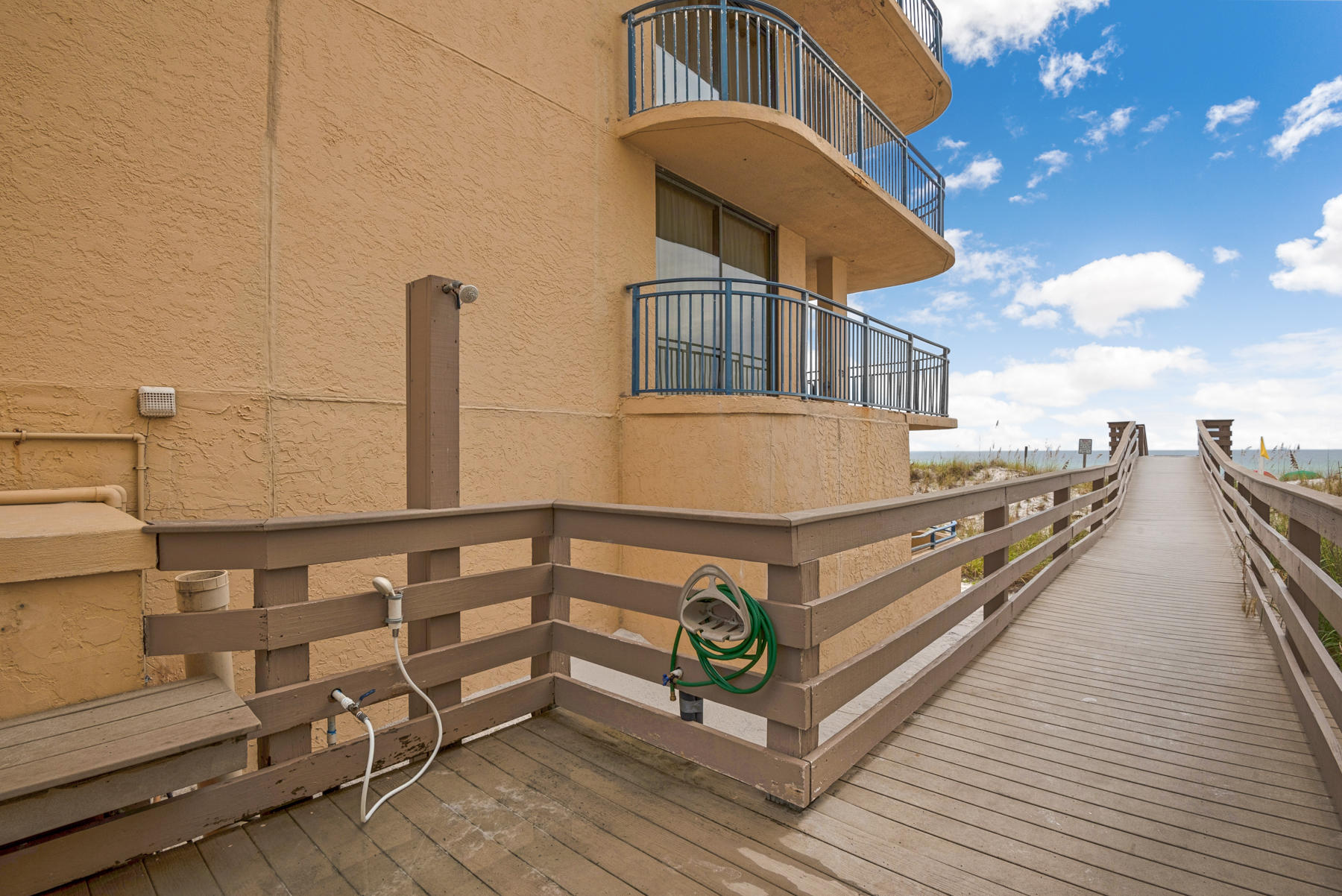 NAUTILUS CONDO - Residential