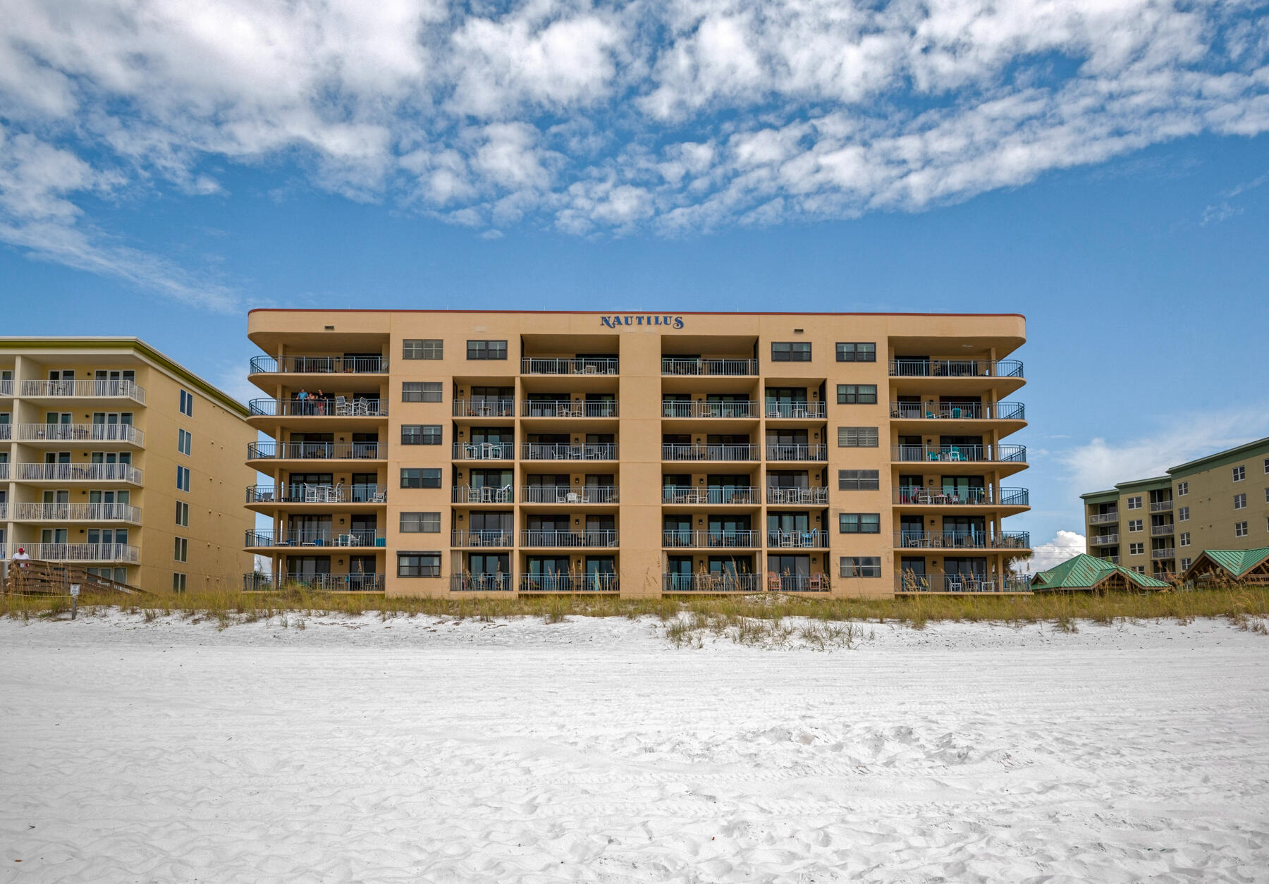 NAUTILUS CONDO - Residential