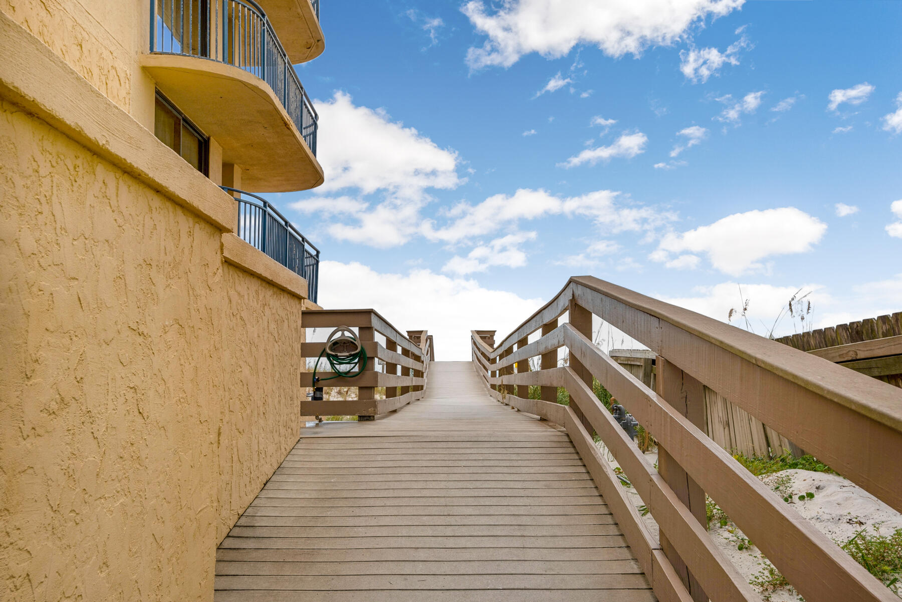 NAUTILUS CONDO - Residential