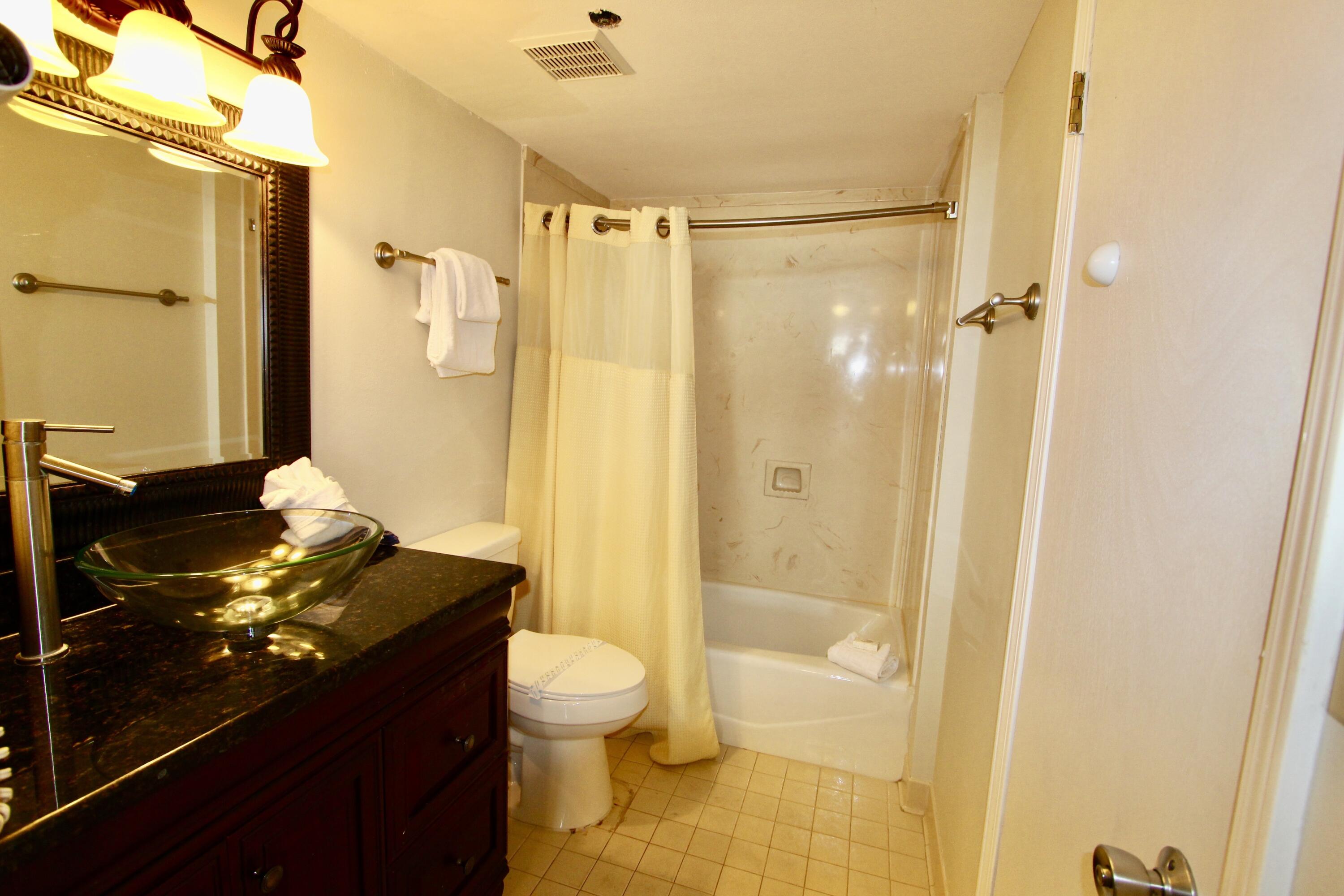 NAUTILUS CONDO - Residential