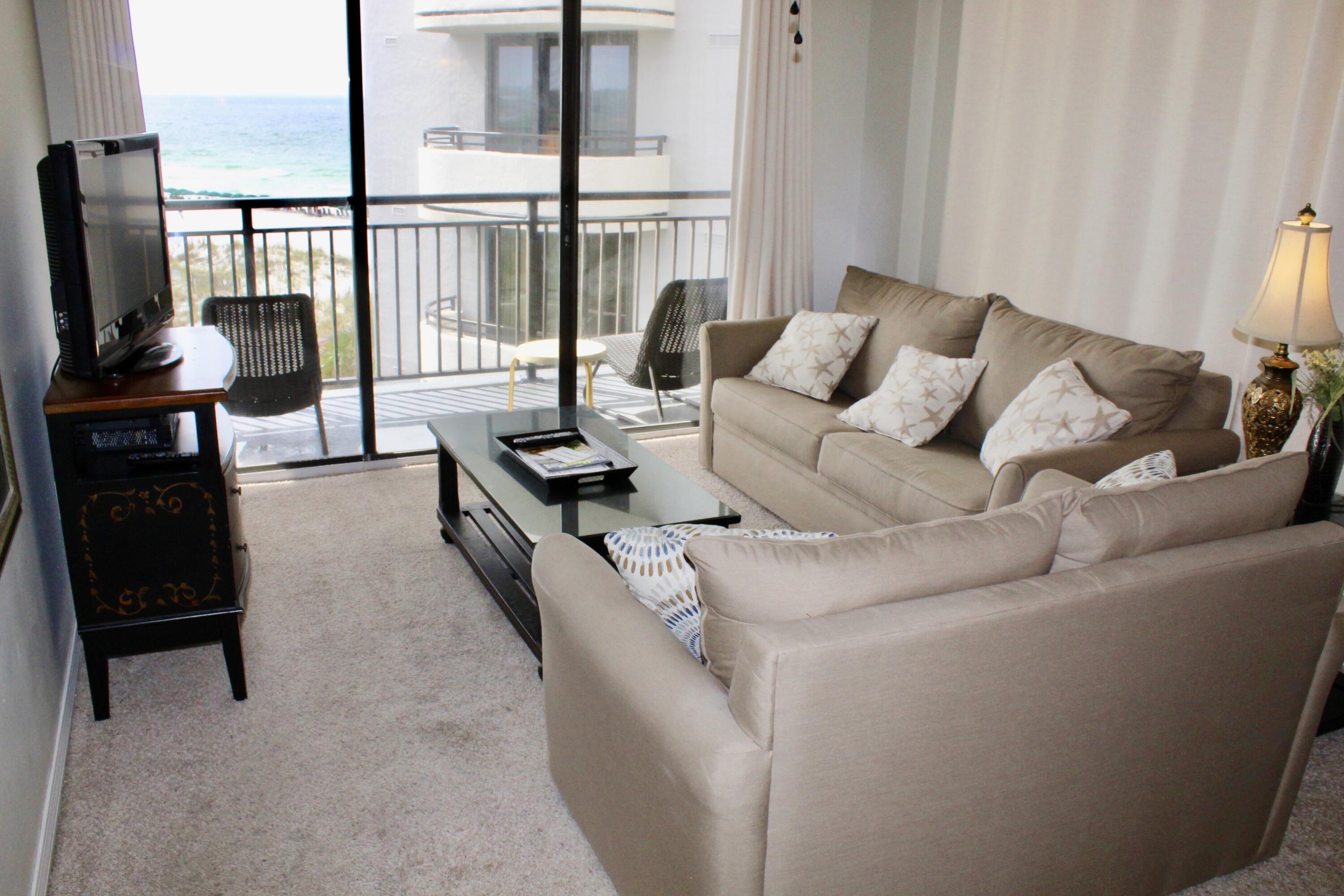 NAUTILUS CONDO - Residential