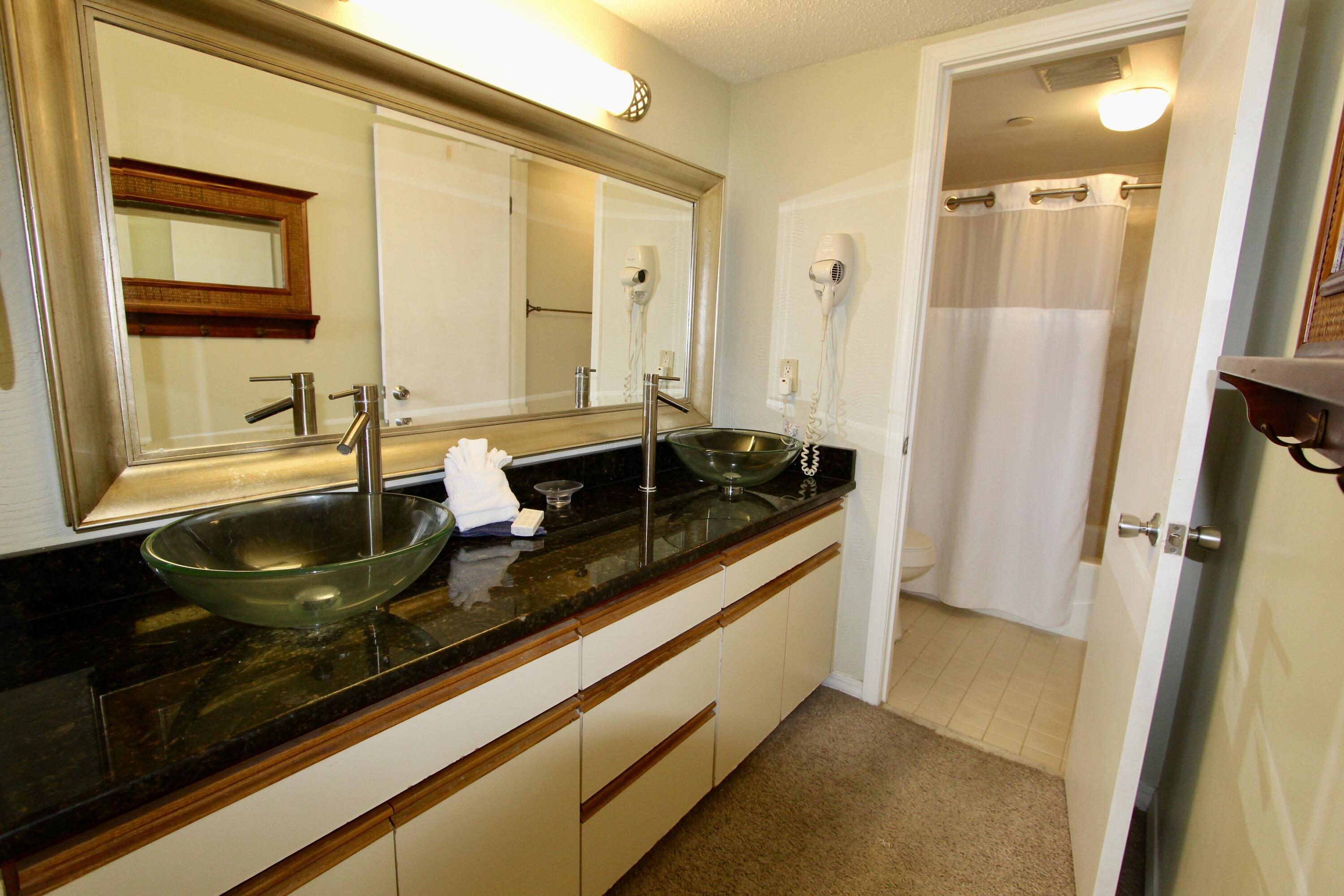 NAUTILUS CONDO - Residential