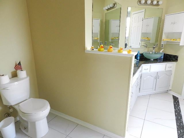 COUNTRY BREEZE ESTATES - Residential