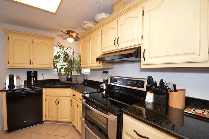 COUNTRY BREEZE ESTATES - Residential