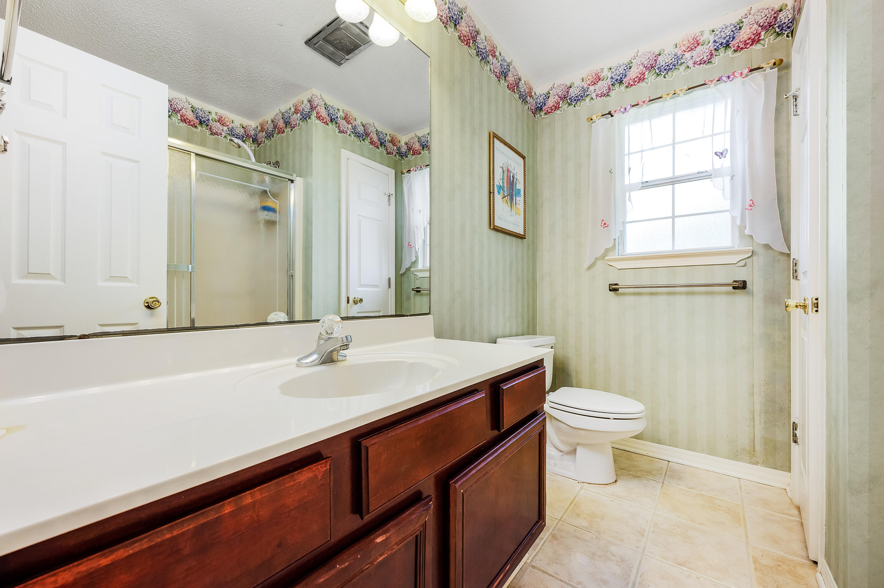 BAYVIEW MANOR 1ST ADDN - Residential