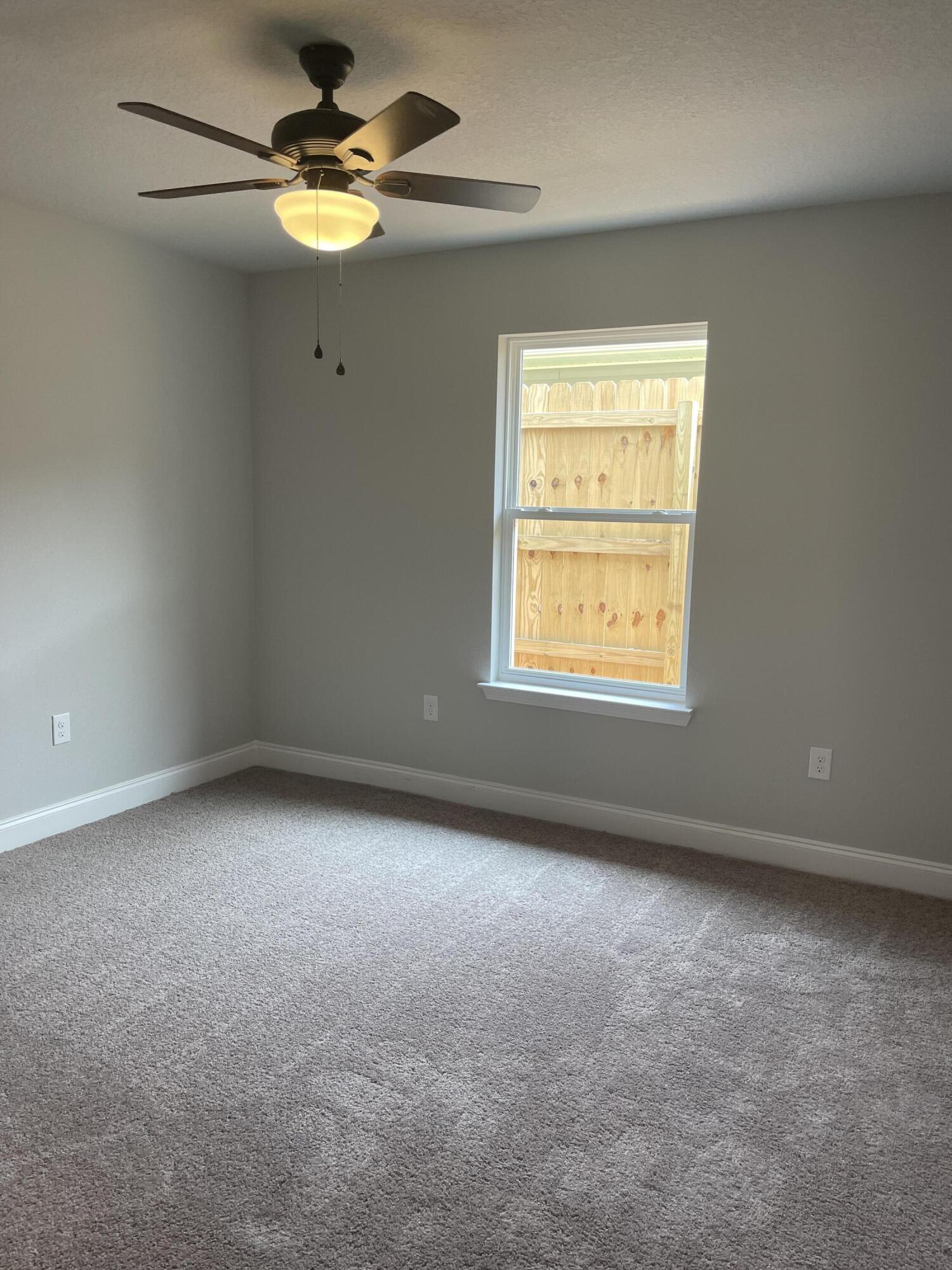 CRESCENT SHORES - Residential