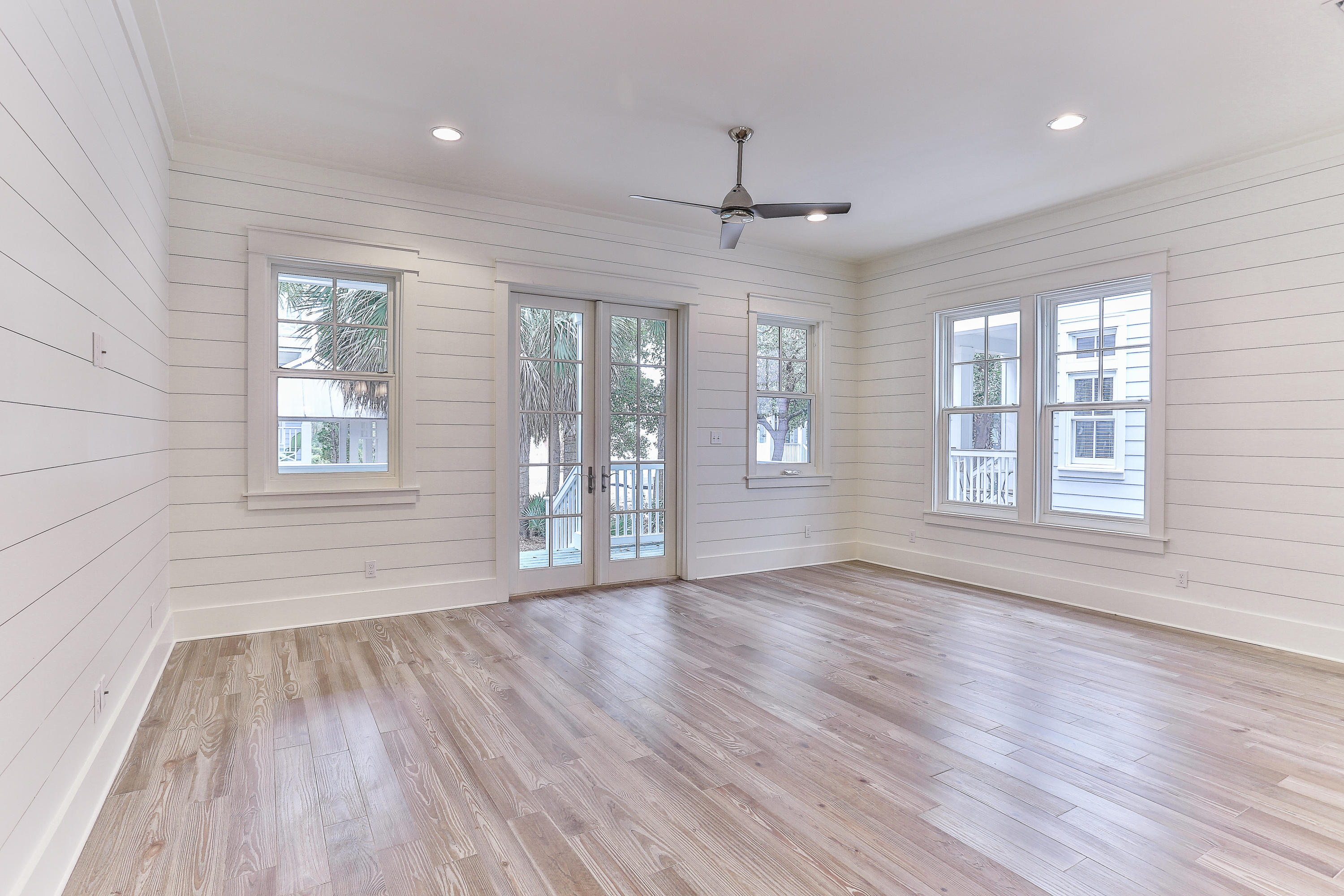 CARILLON BEACH - Residential