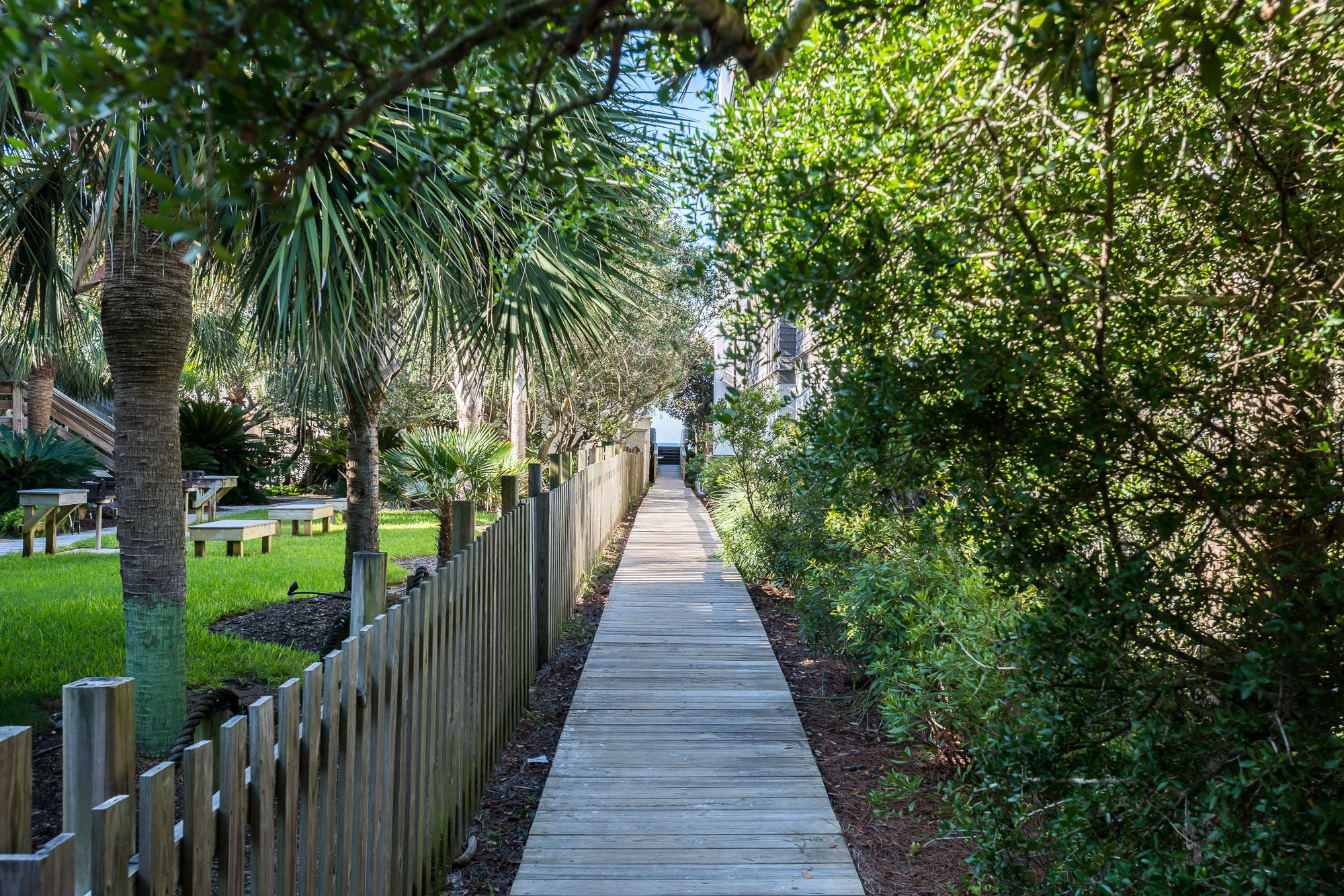 CAMP CREEK POINT - Land