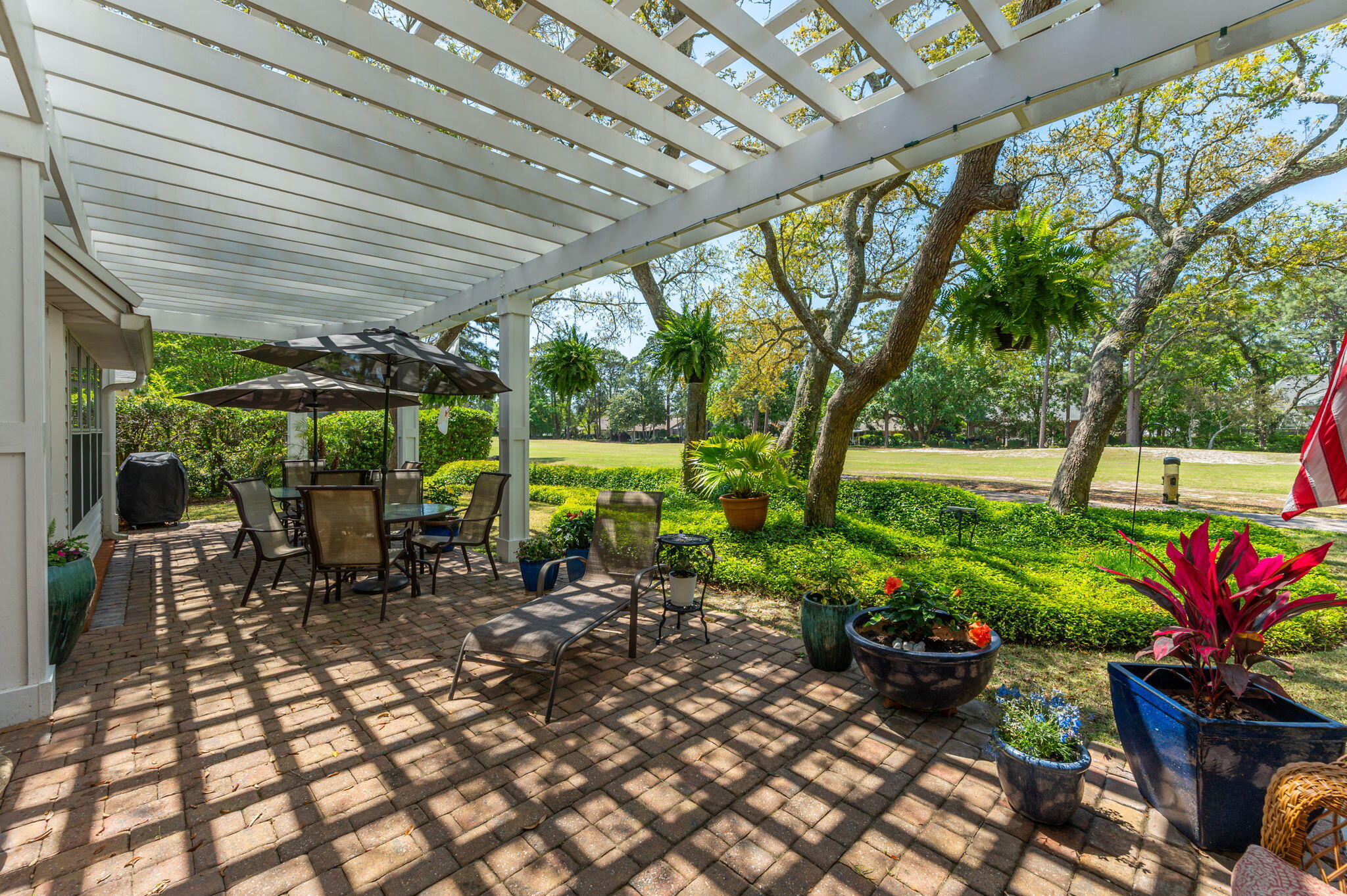 OAKMONT PLACE - Residential