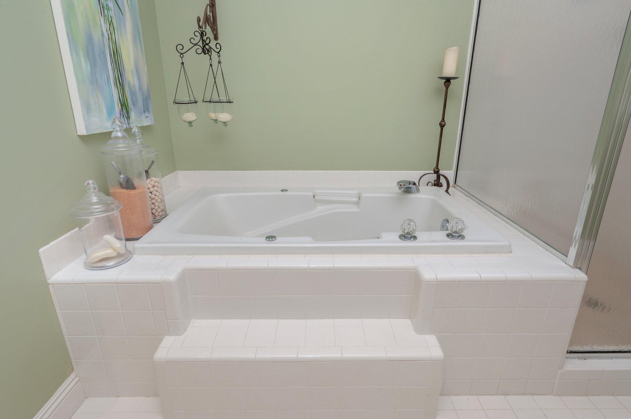 OAKMONT PLACE - Residential