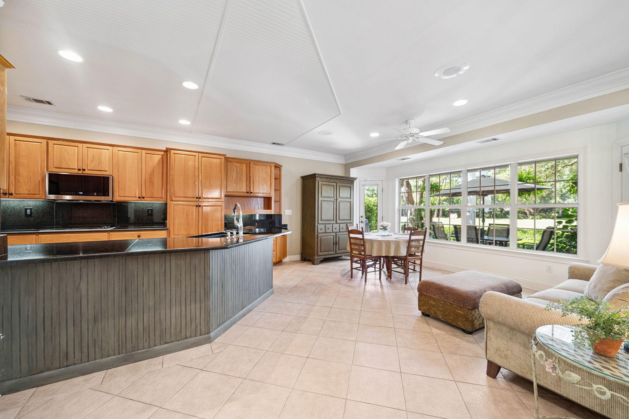 OAKMONT PLACE - Residential