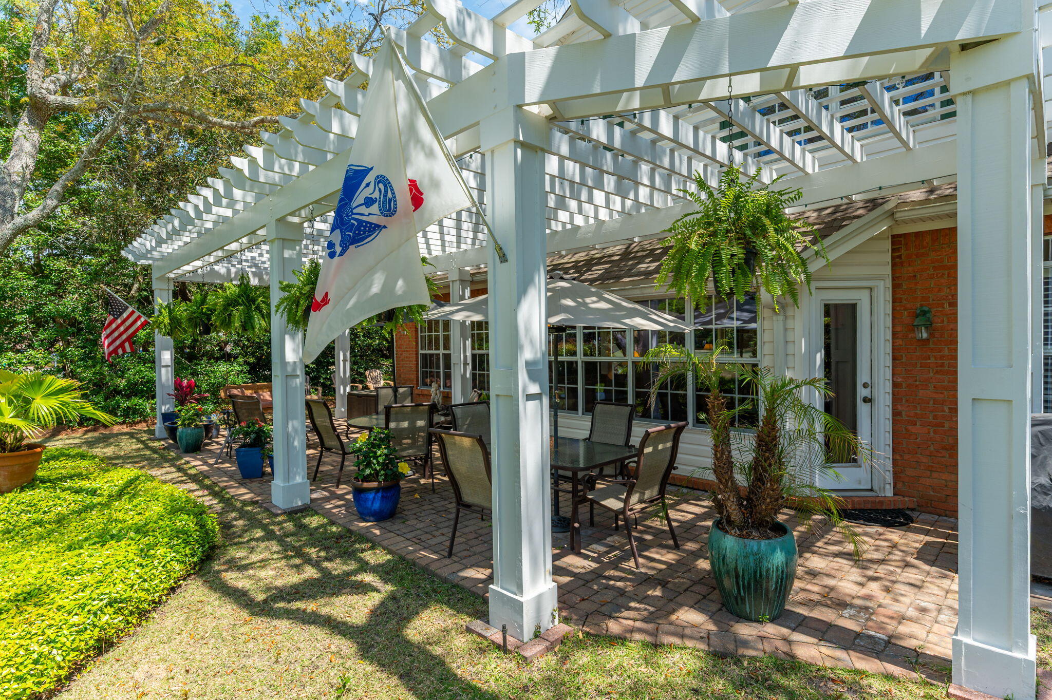 OAKMONT PLACE - Residential