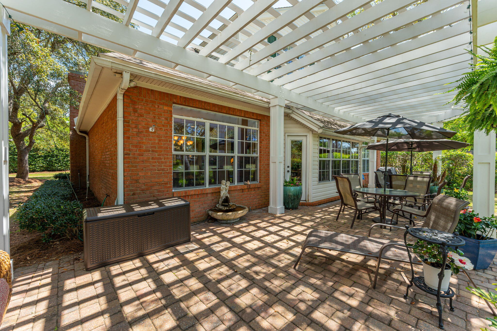 OAKMONT PLACE - Residential